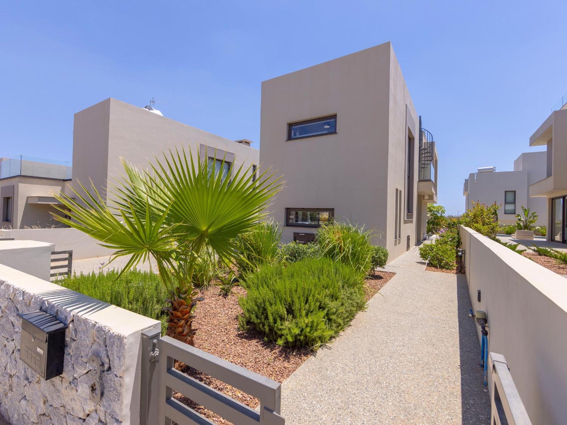 Malama Villas by Karma