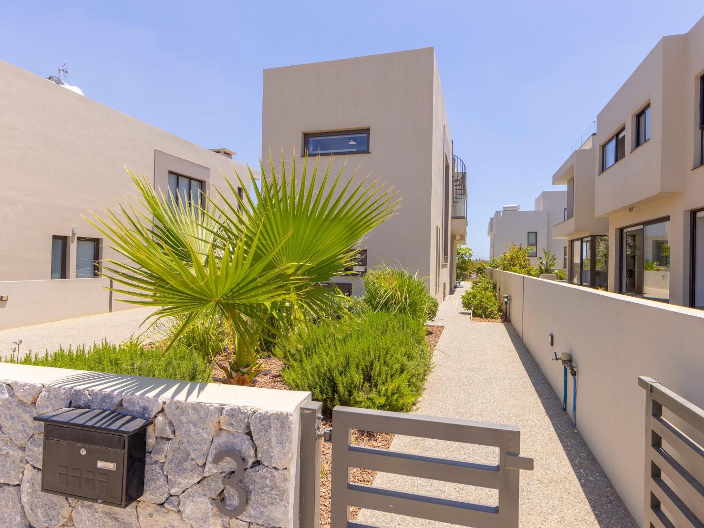 Malama Villas by Karma
