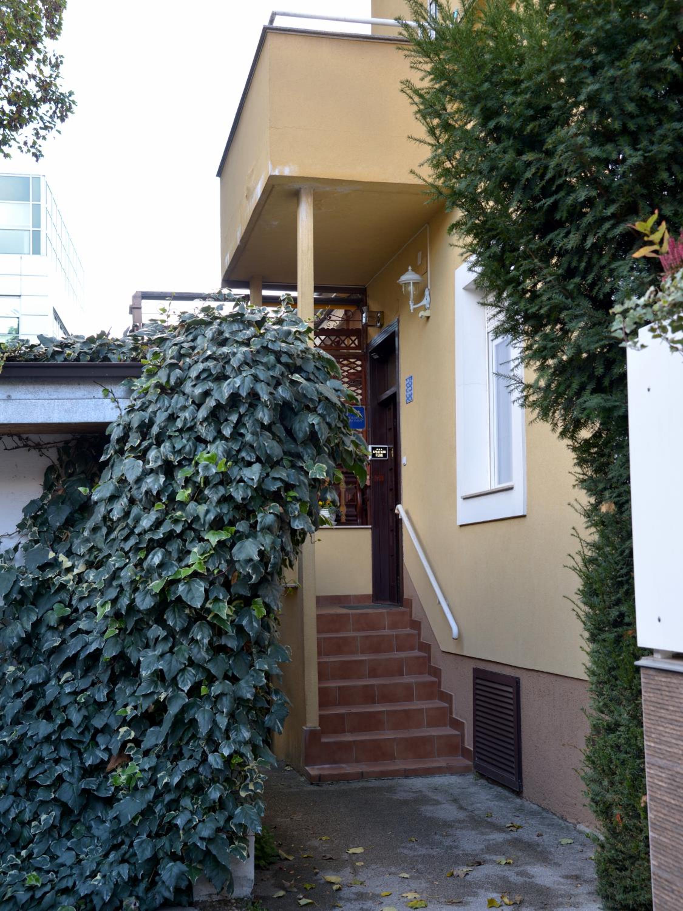 Photo 24