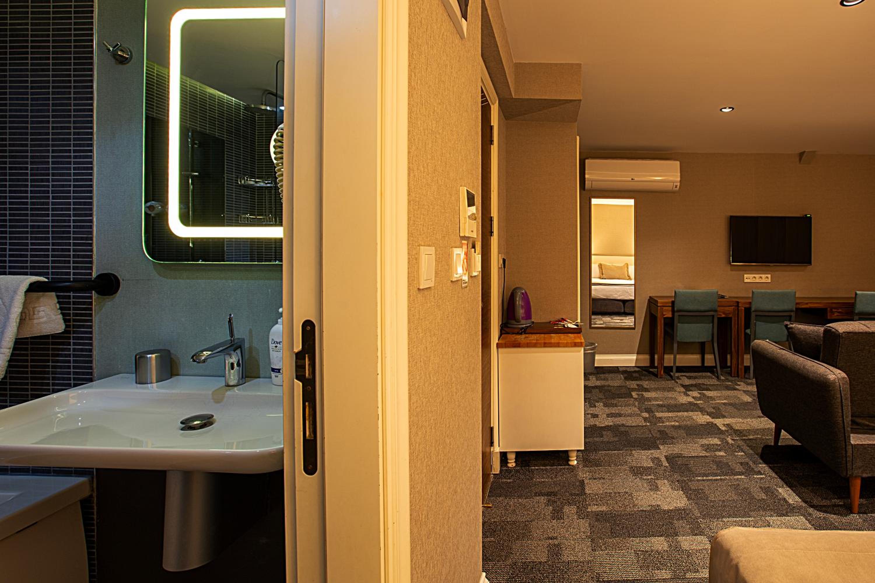 Aston Otel Taksim - Image 25