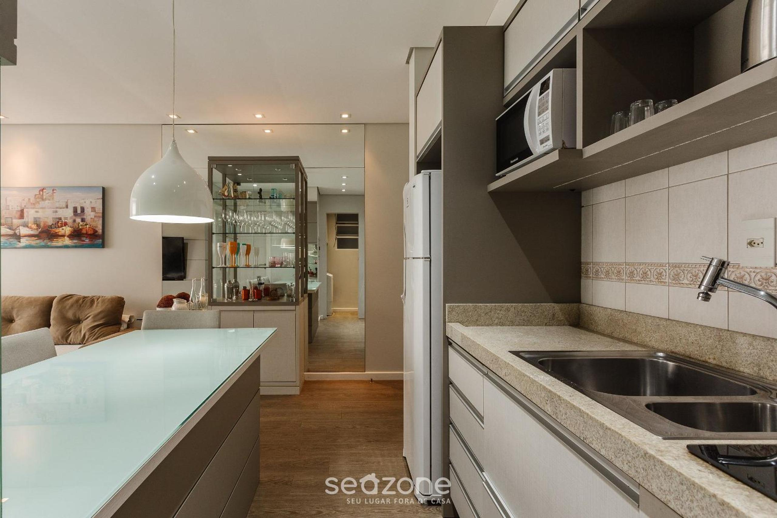 Apt w/ Barbecue Close to the Beach - CEG0202