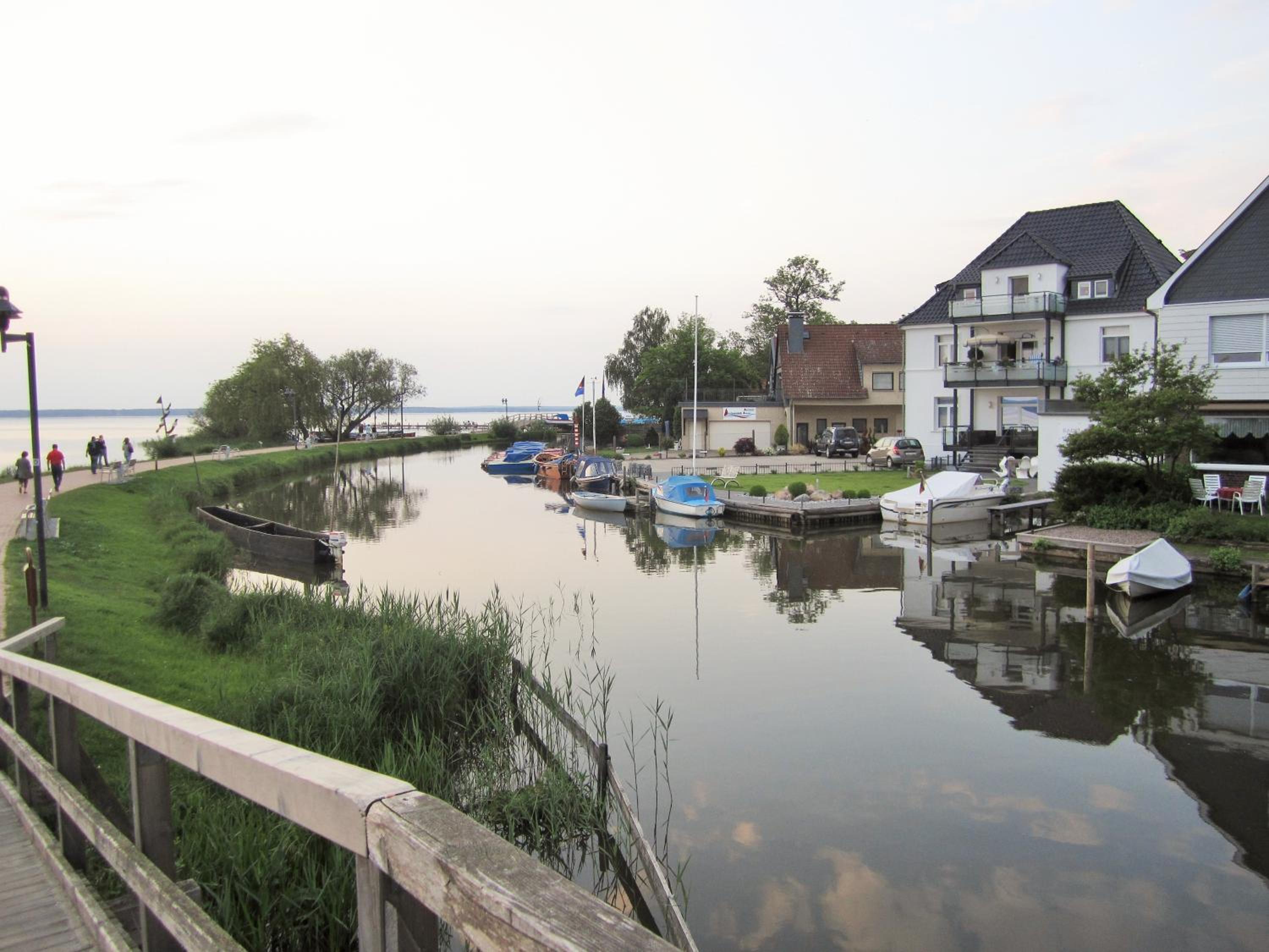 Ferienwohnungen Dornbusch mit Blick aufs Steinhuder Meer, Parkplatz inklusive