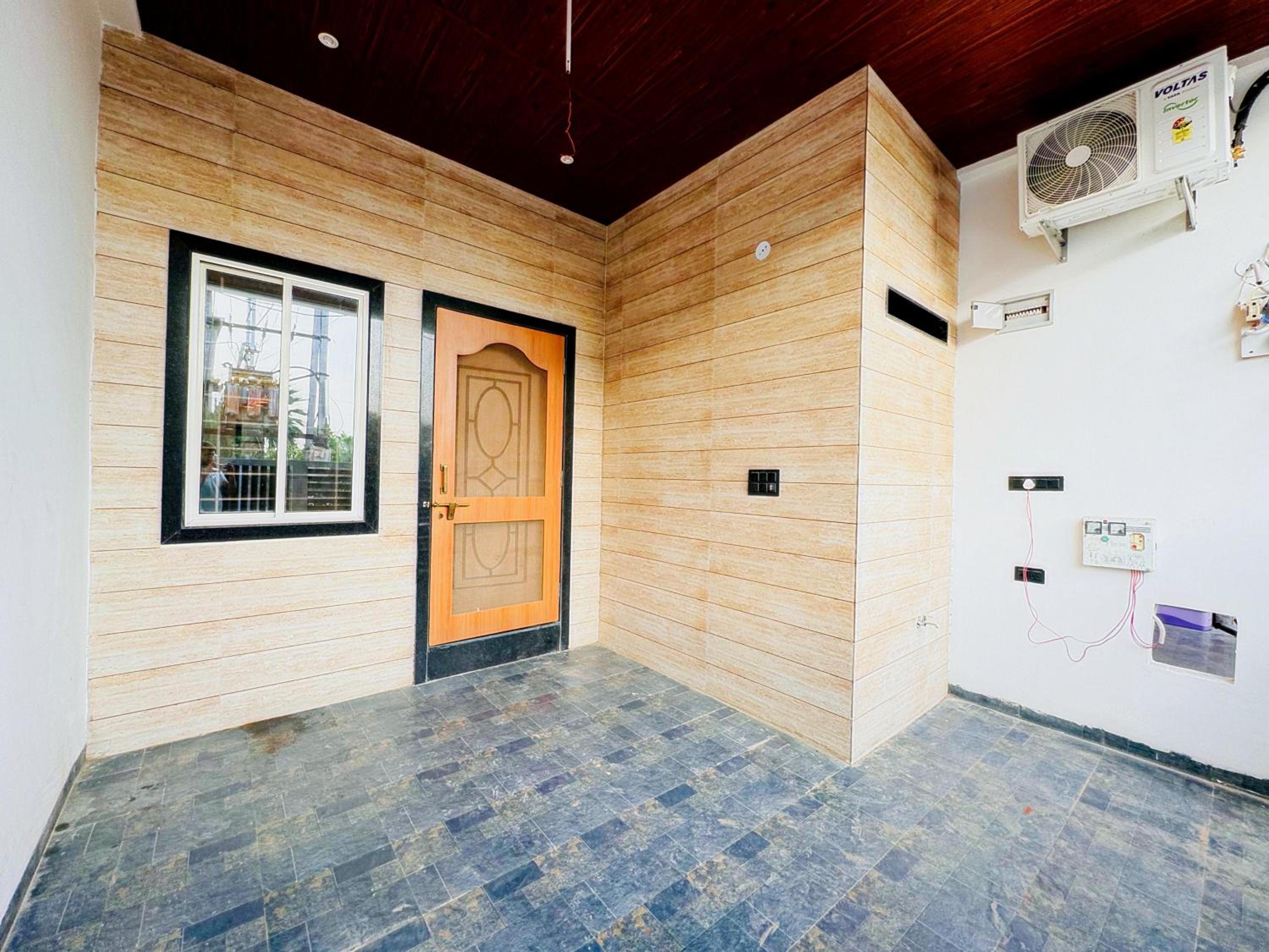 Home Escape Azure 3BHK Bunglow Near Apollo DB City, photo 10