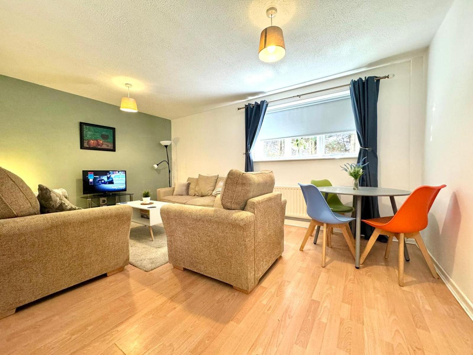 The Alnham, Large 3 bed apartment, Close to the City view 3