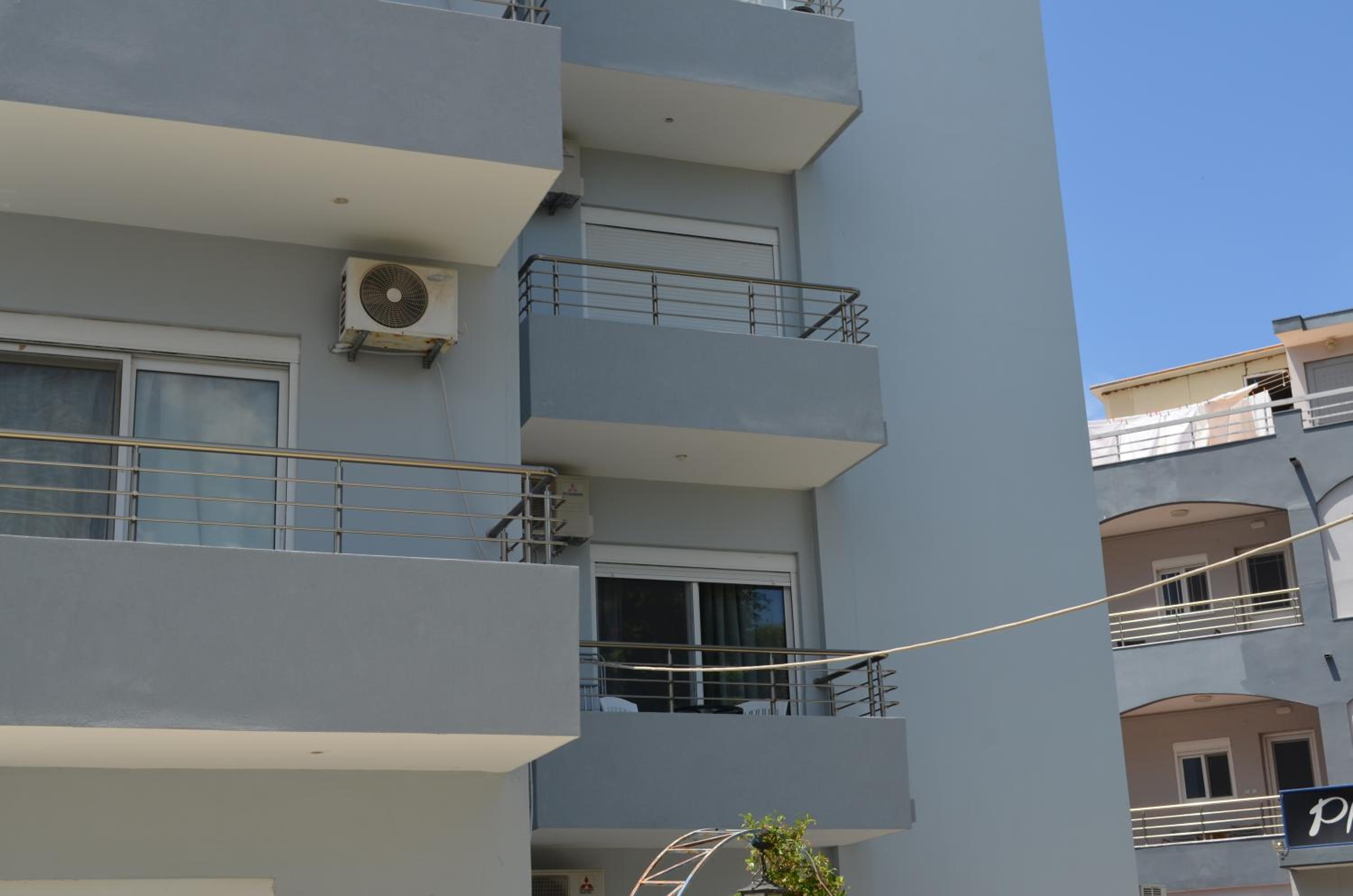 Economisa Apartments