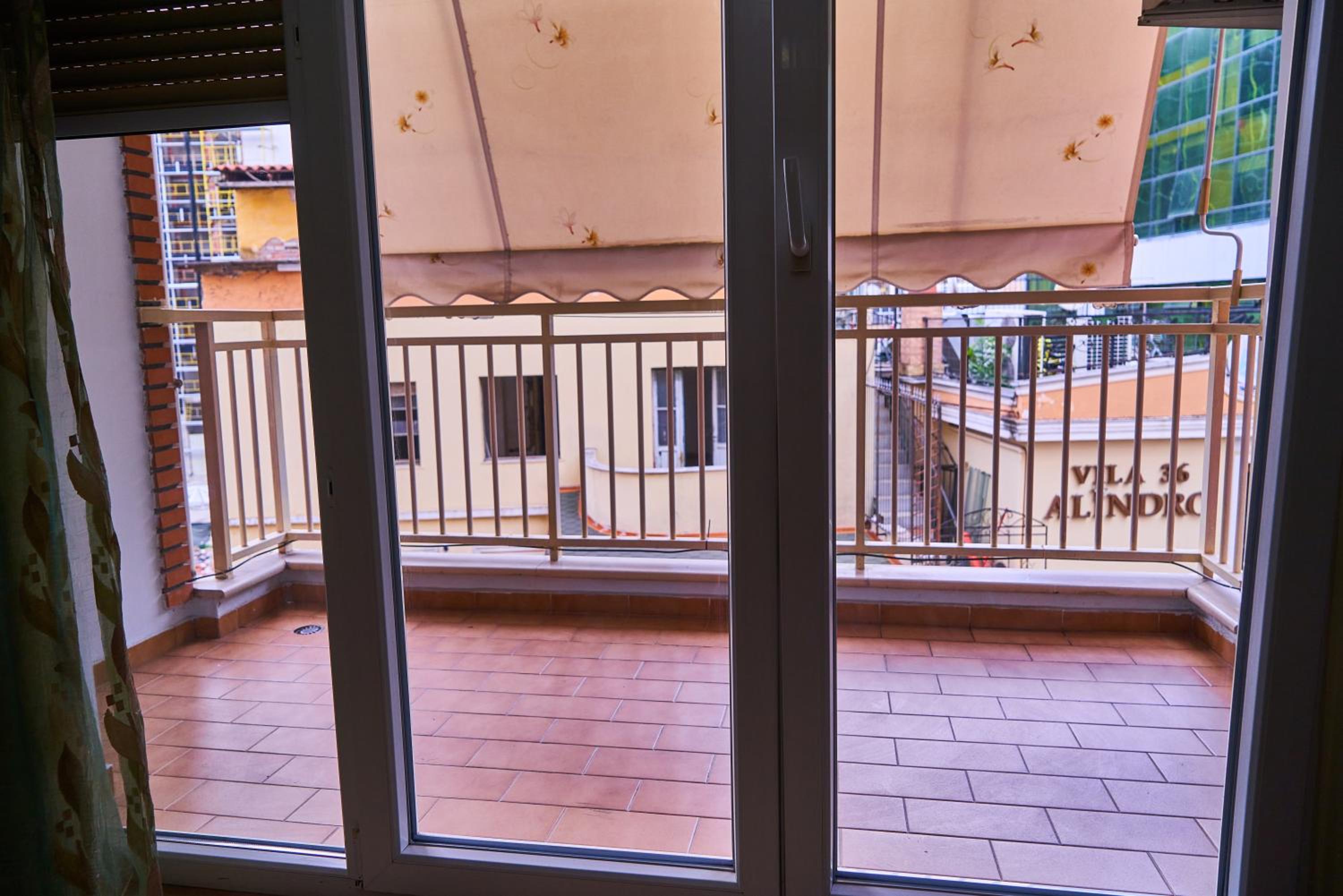 Kalpazo Home Skanderbeg Square Tirana