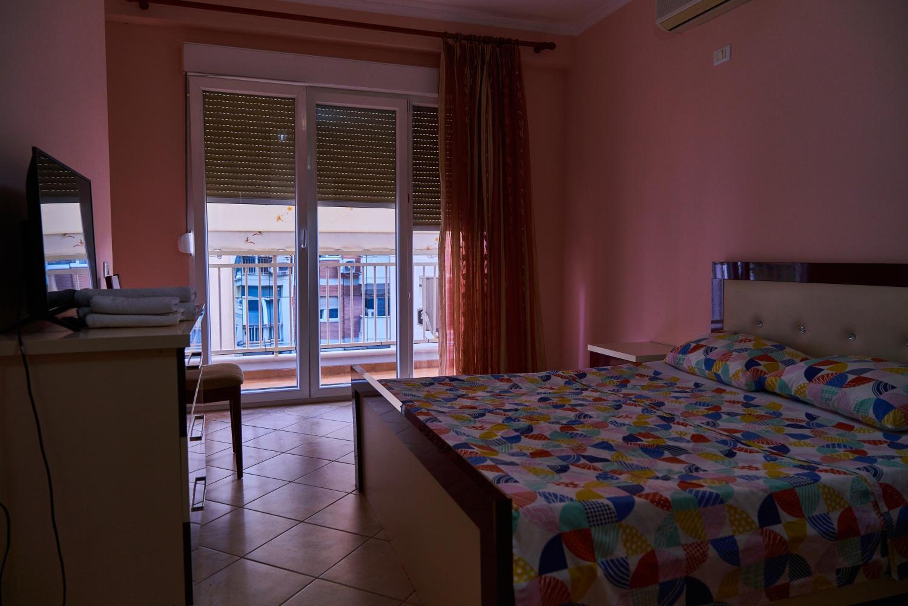 Kalpazo Home Skanderbeg Square Tirana