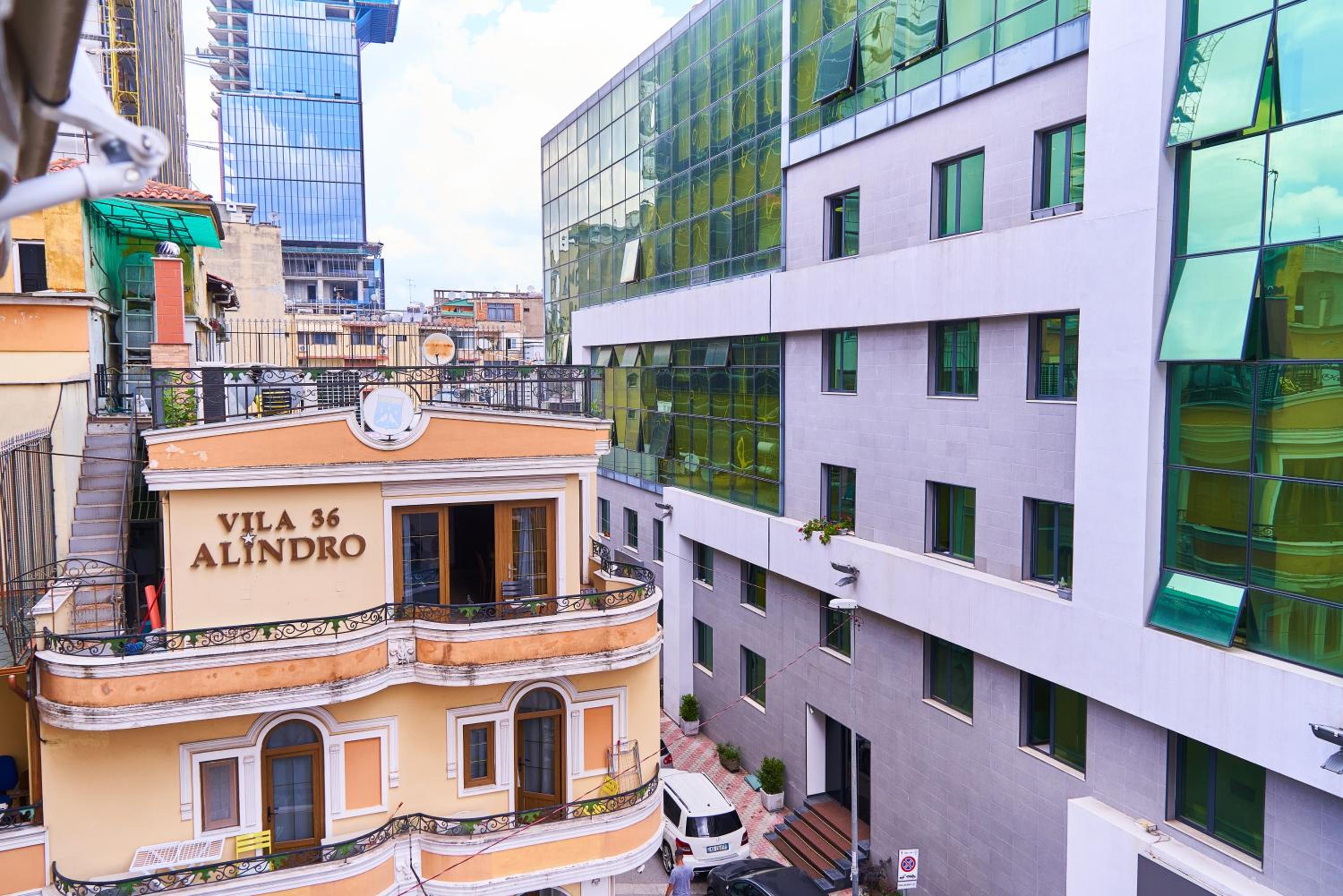 Kalpazo Home Skanderbeg Square Tirana
