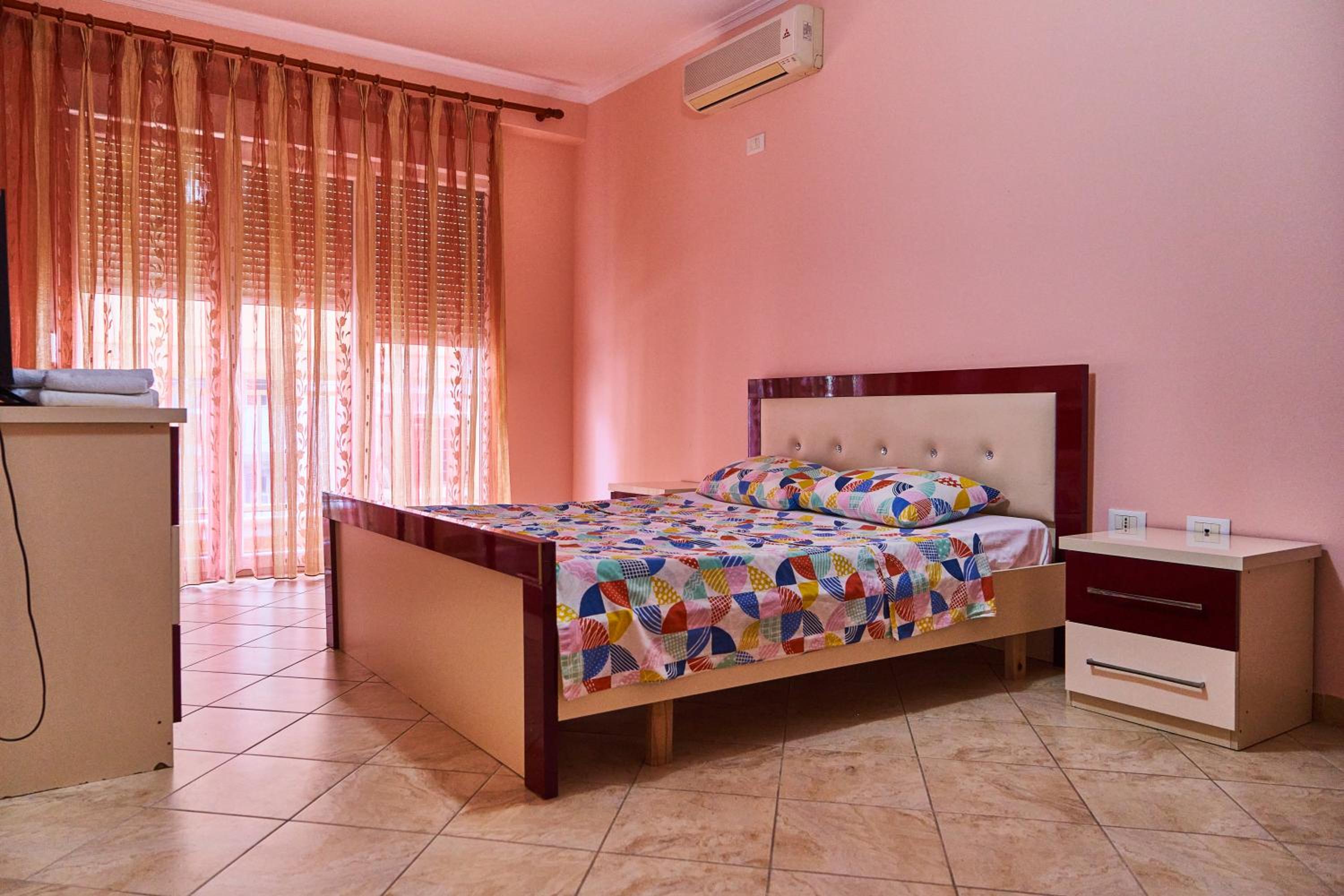 Kalpazo Home Skanderbeg Square Tirana