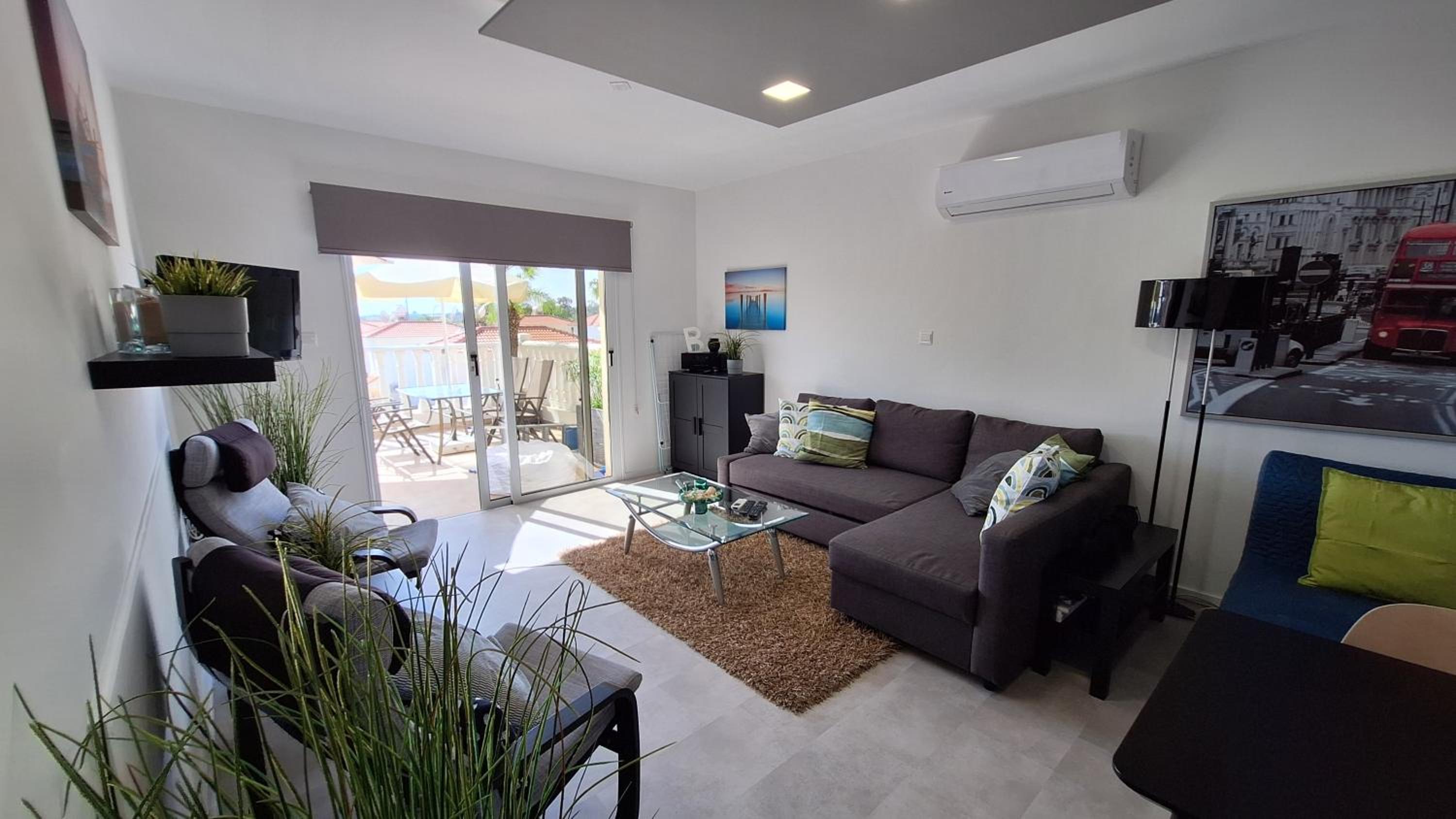 Nissi Golden Sands Paradi