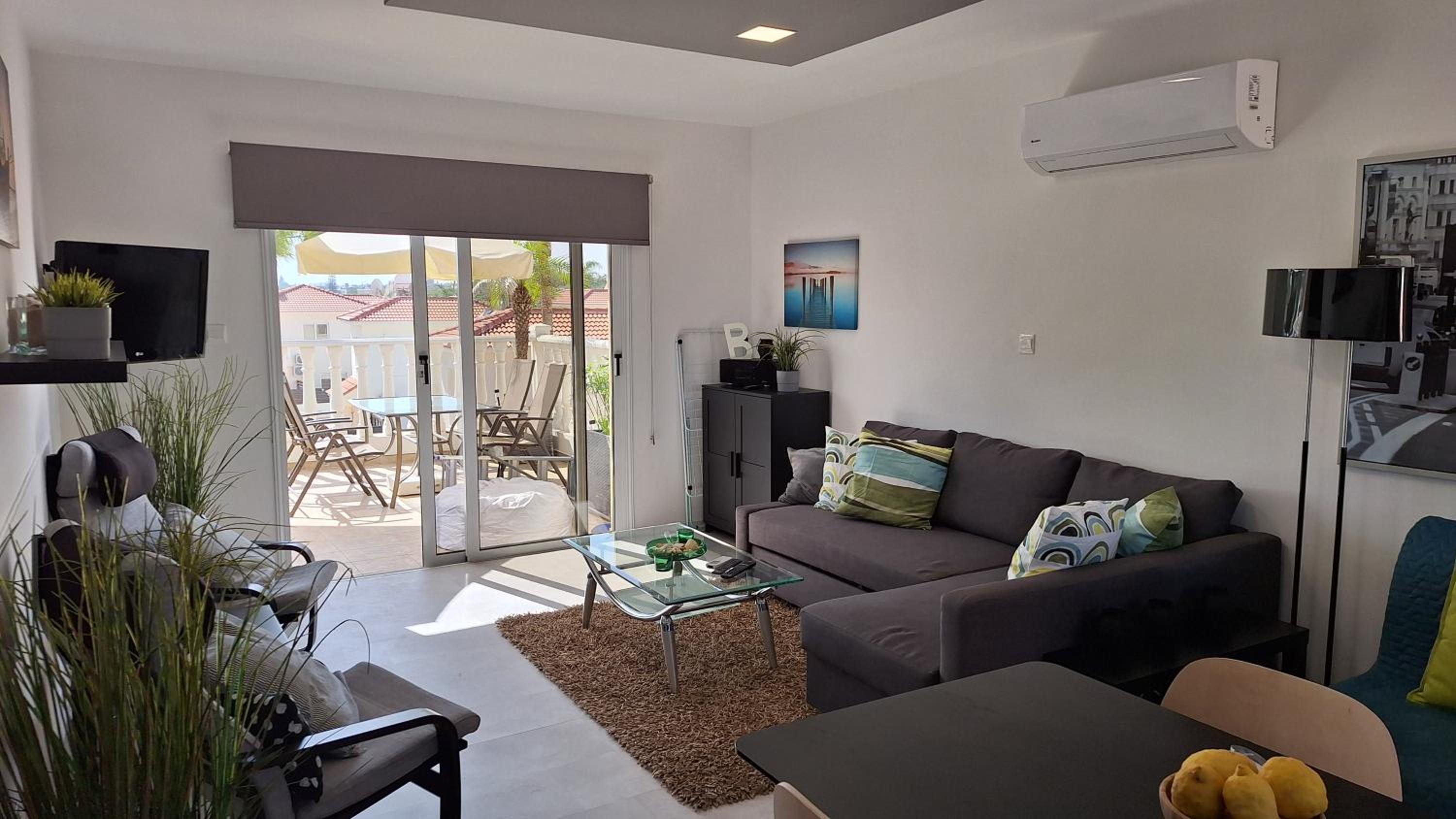 Nissi Golden Sands Paradi