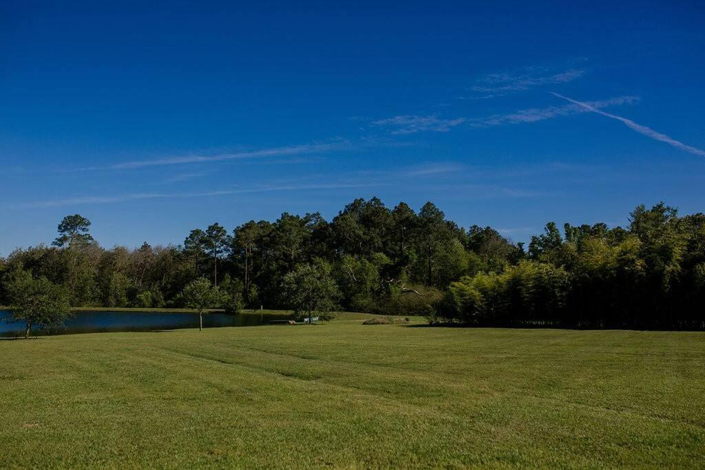 Bellcreek Lake Front Villa view 2