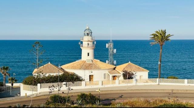 Cerca del mar, ascensor, descuentos semanales 4 personas