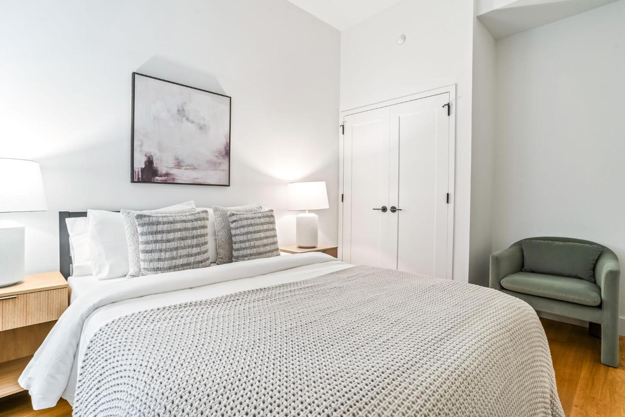 Magnificent 2BDR & 1BTH apartment