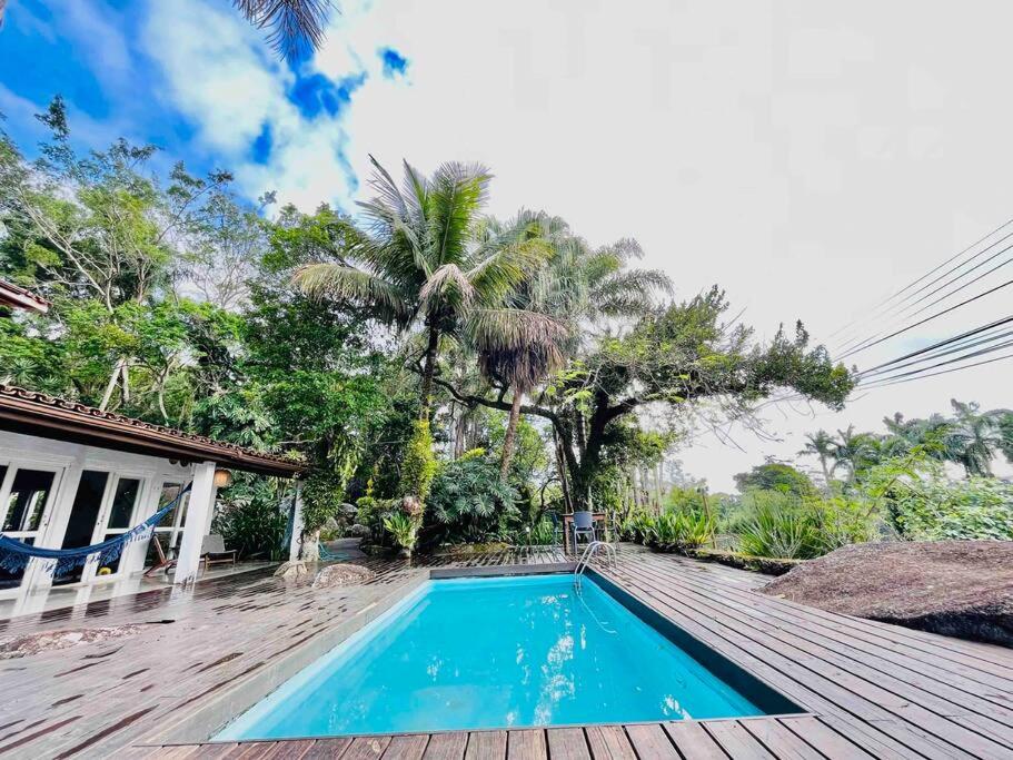 Casa em condomínio - Ilha Bela