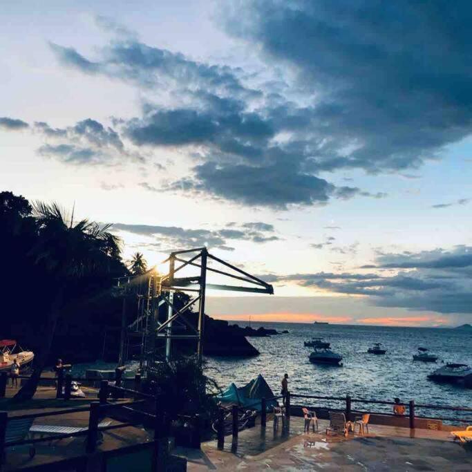 Casa em condomínio - Ilha Bela