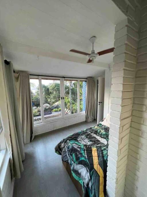 Casa em condomínio - Ilha Bela