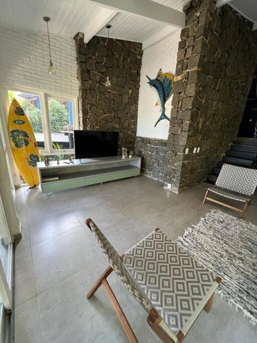 Casa em condomínio - Ilha Bela