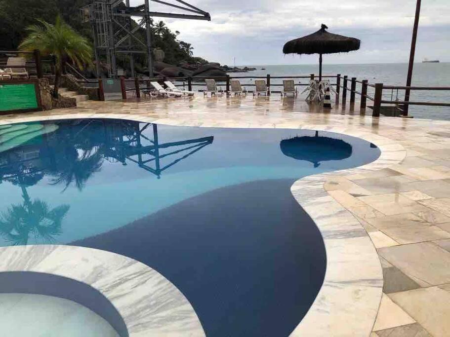 Casa em condomínio - Ilha Bela