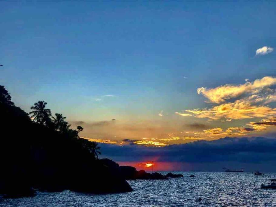 Casa em condomínio - Ilha Bela