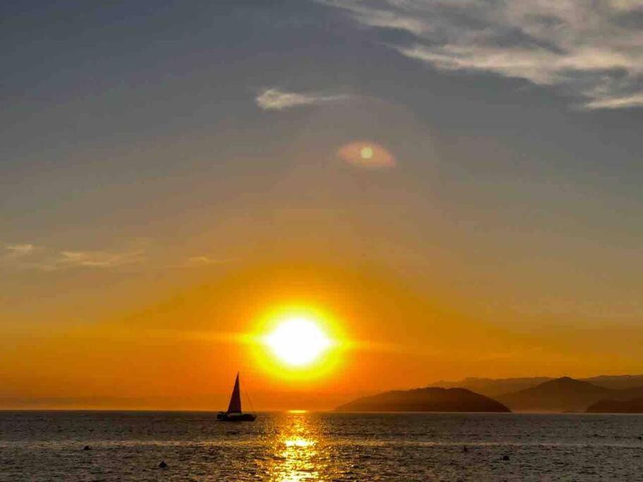 Casa em condomínio - Ilha Bela