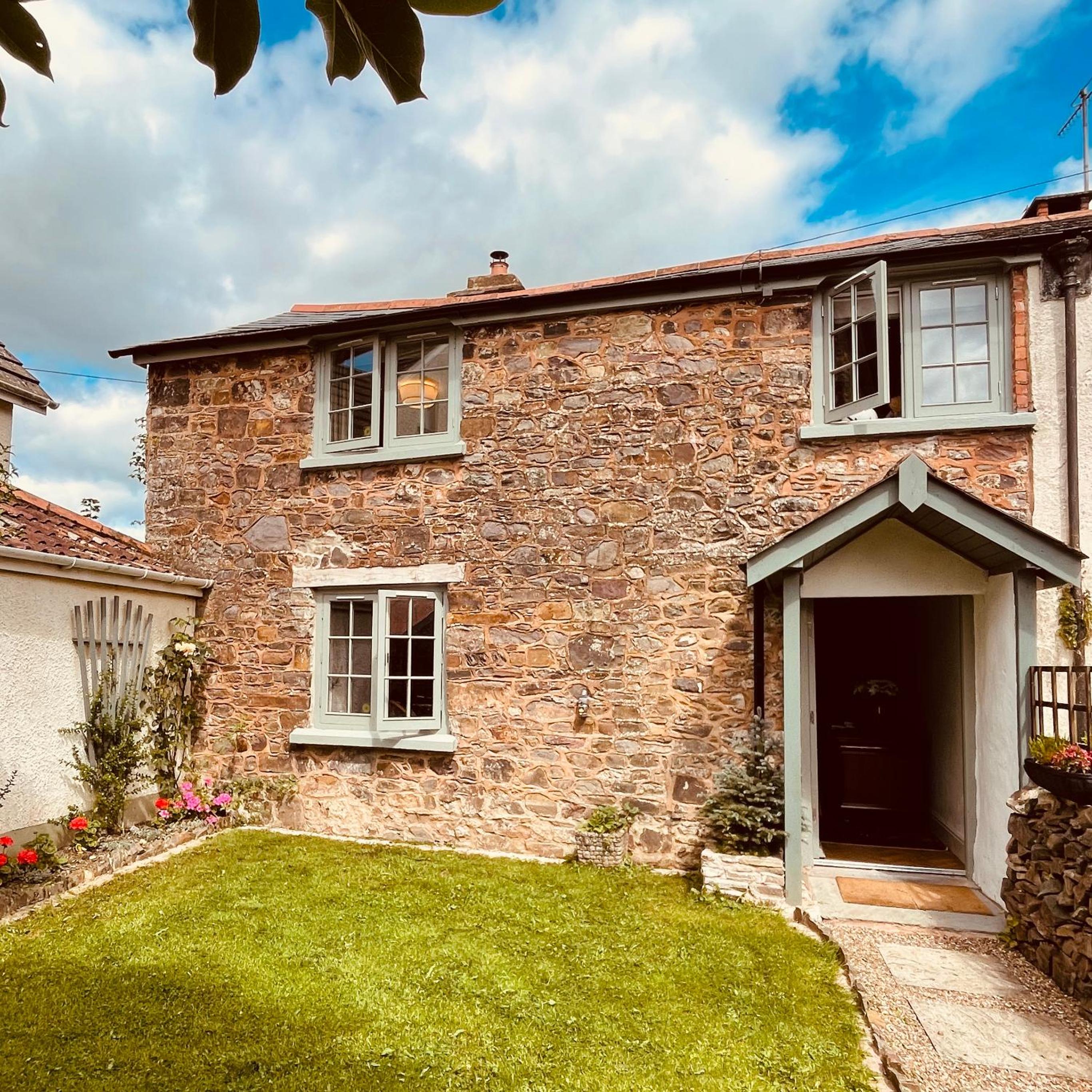 Exmoor, Devon - charming cottage , characterful and brimming with Hygge! view 3