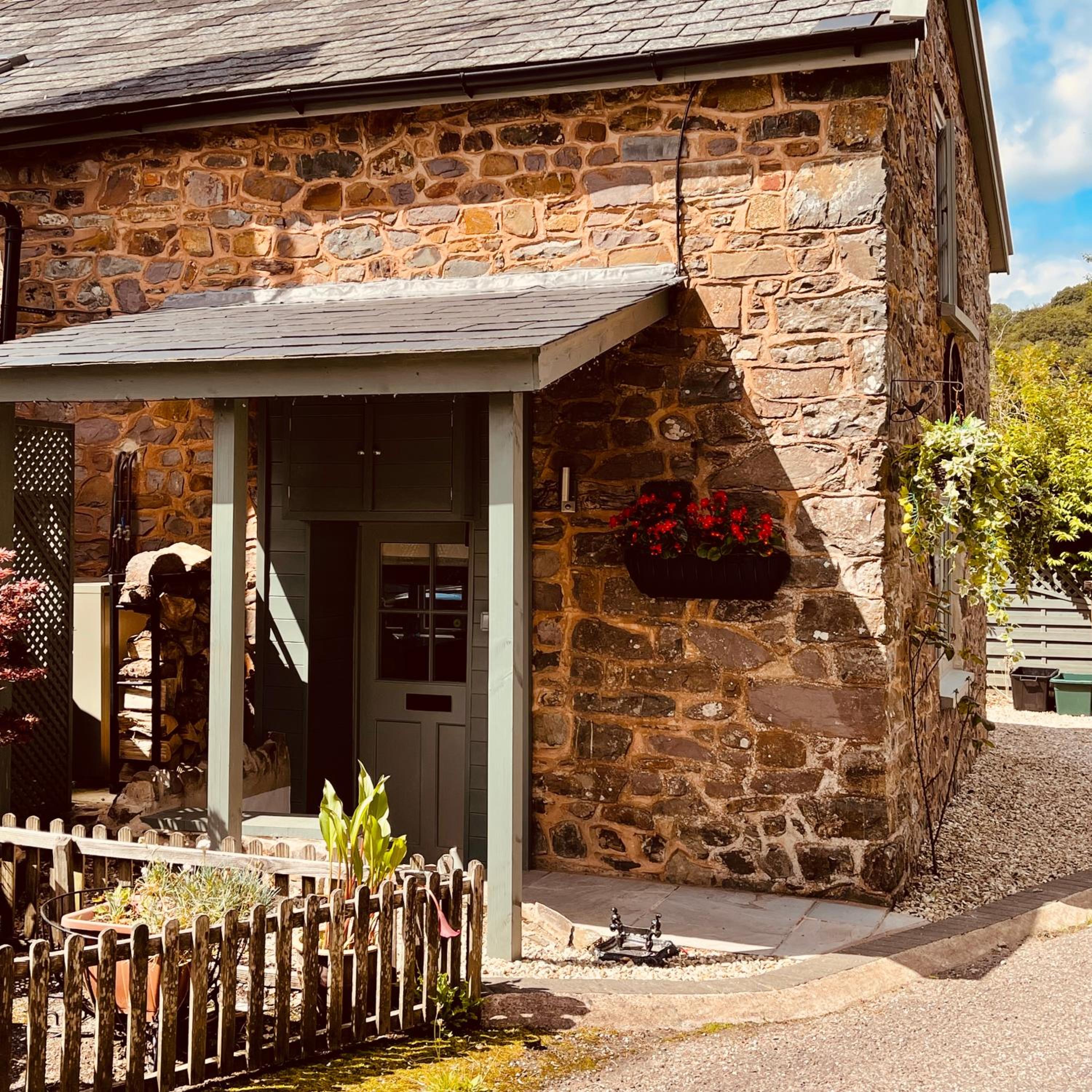 Exmoor, Devon - charming cottage , characterful and brimming with Hygge! view 4