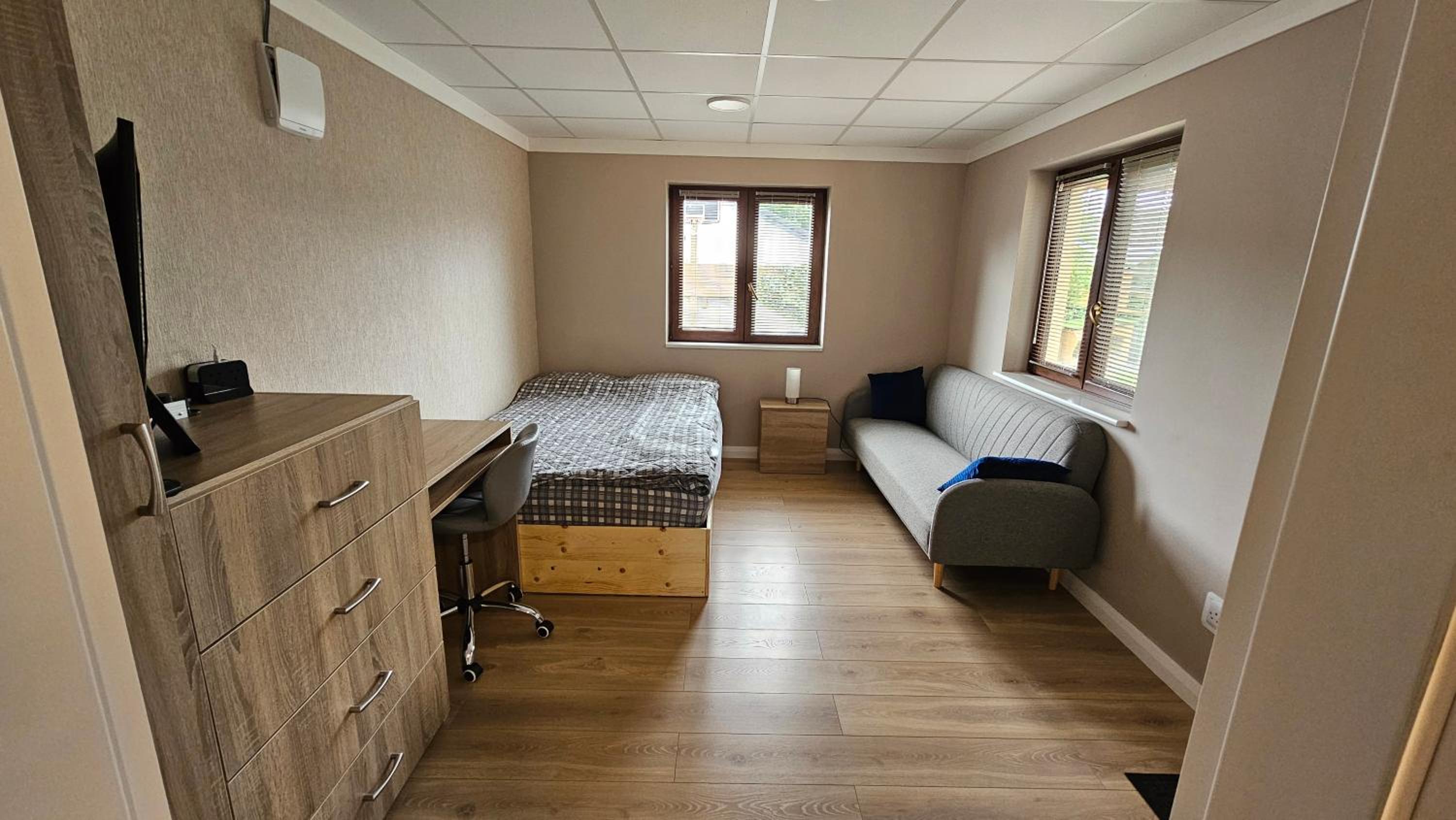 hotel room