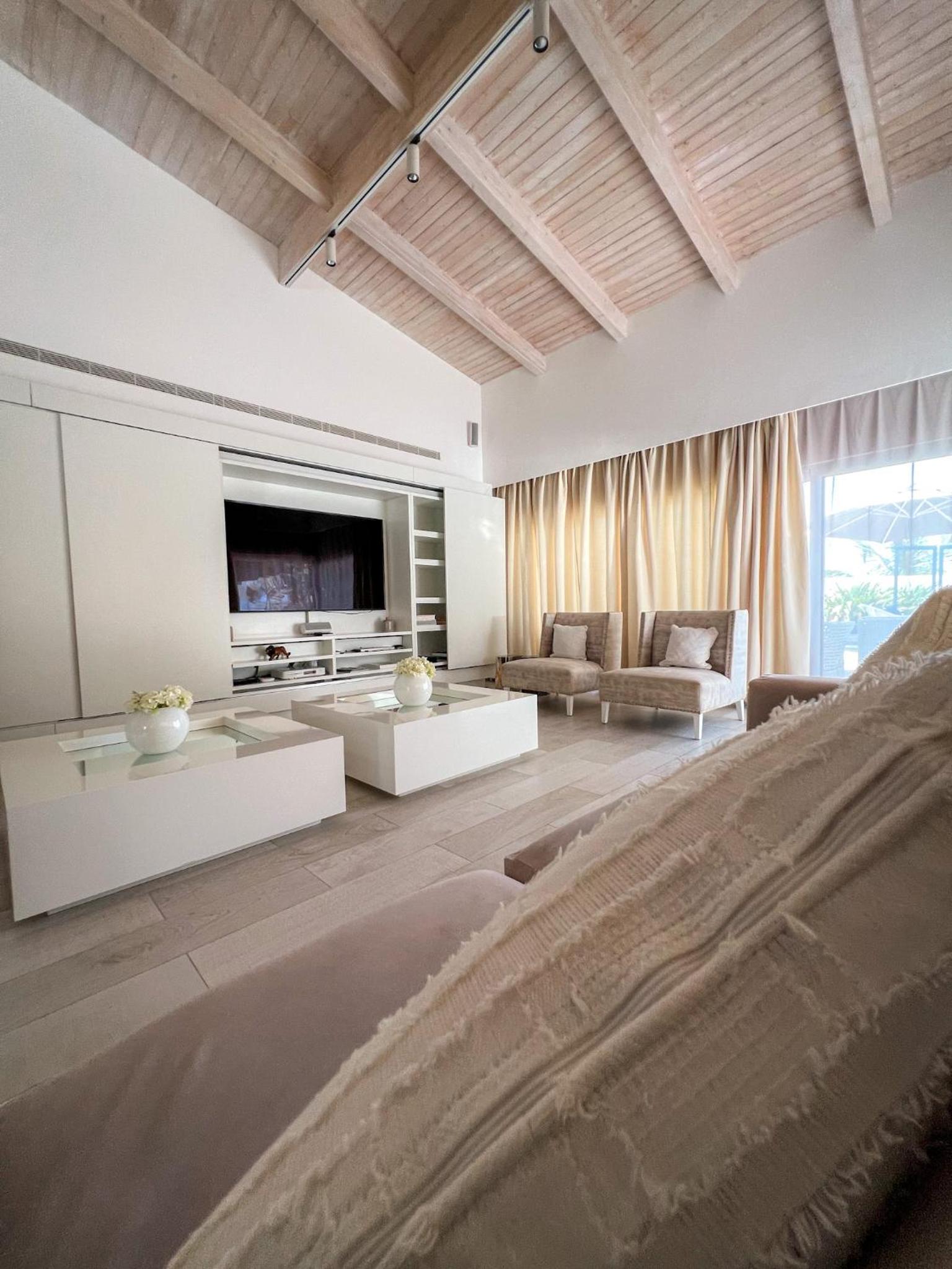 Villa14