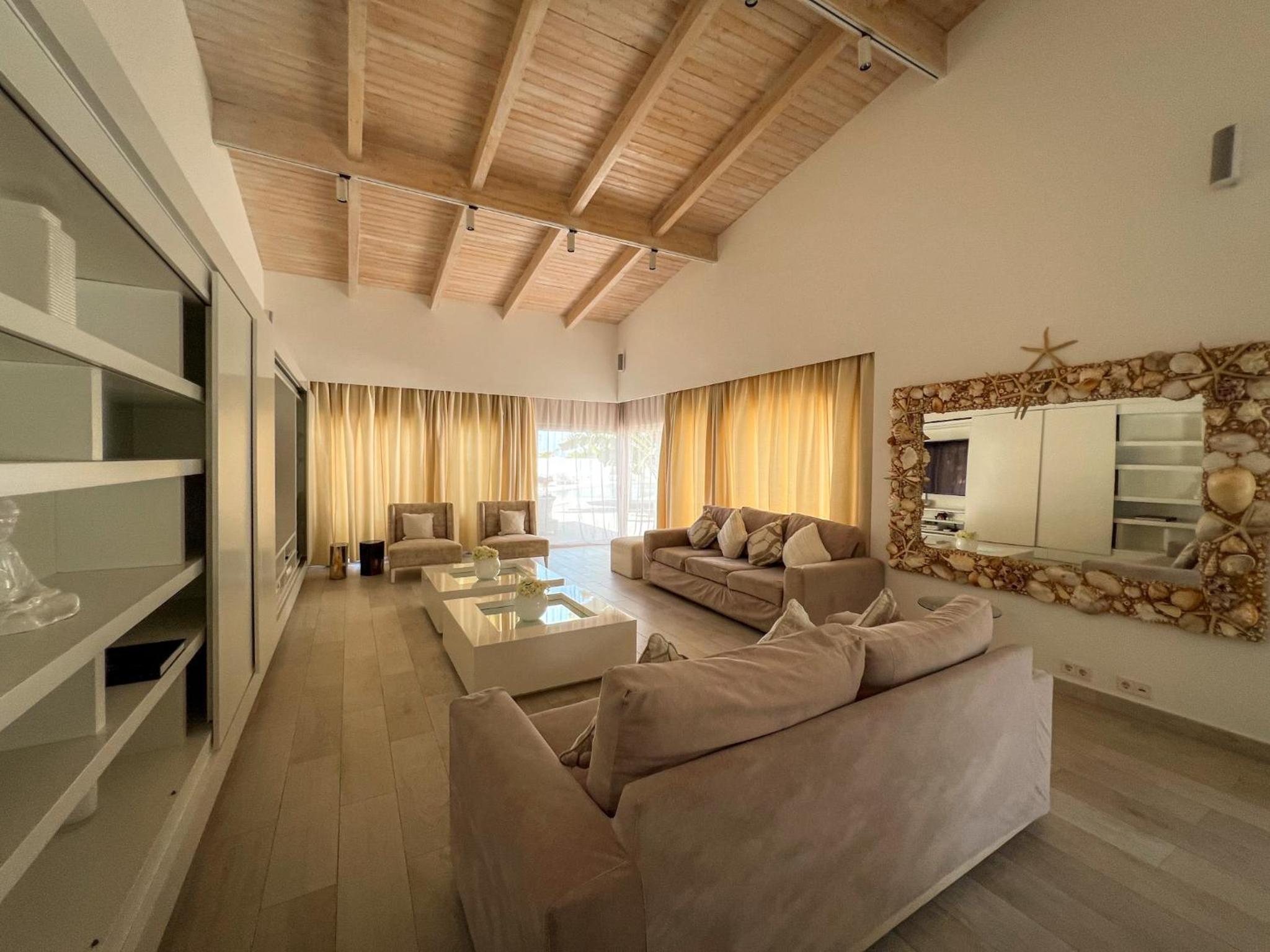 Villa14