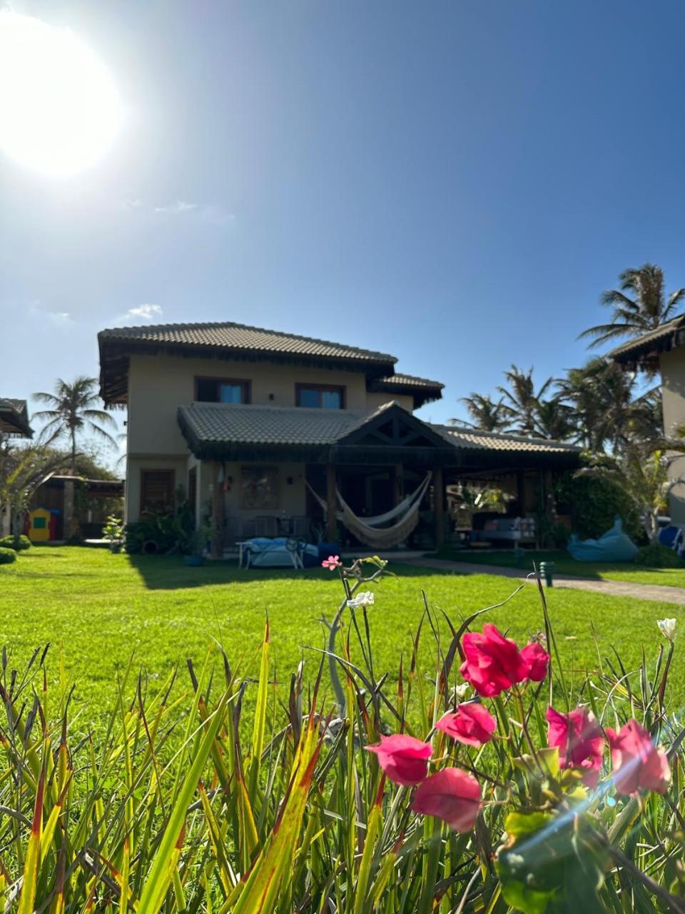 Casa à beira mar em frente às piscinas naturais de Flecheiras - CONDOMÍNIO PIER 18