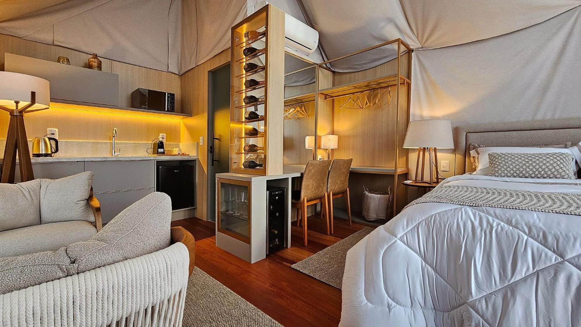Urban Cabin Village Planalto