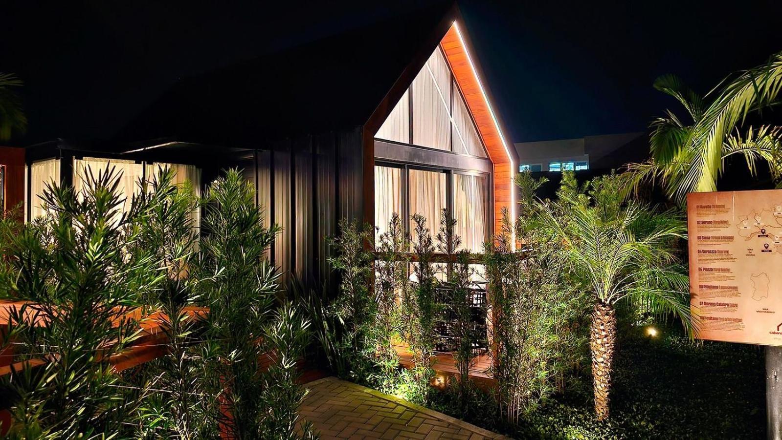 Urban Cabin Village Planalto