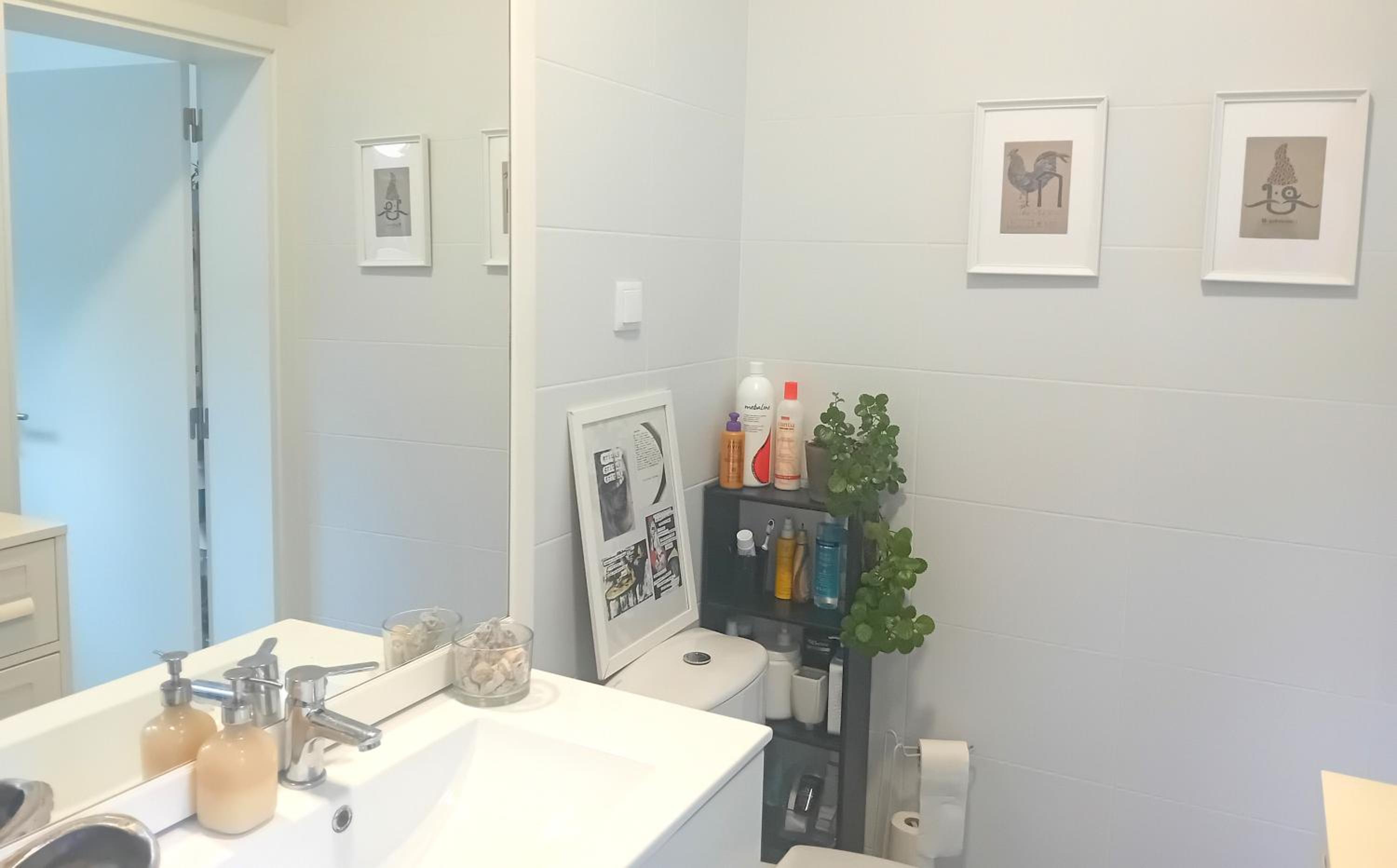 Cozy & Comfortable Room in central Lisbon view 3