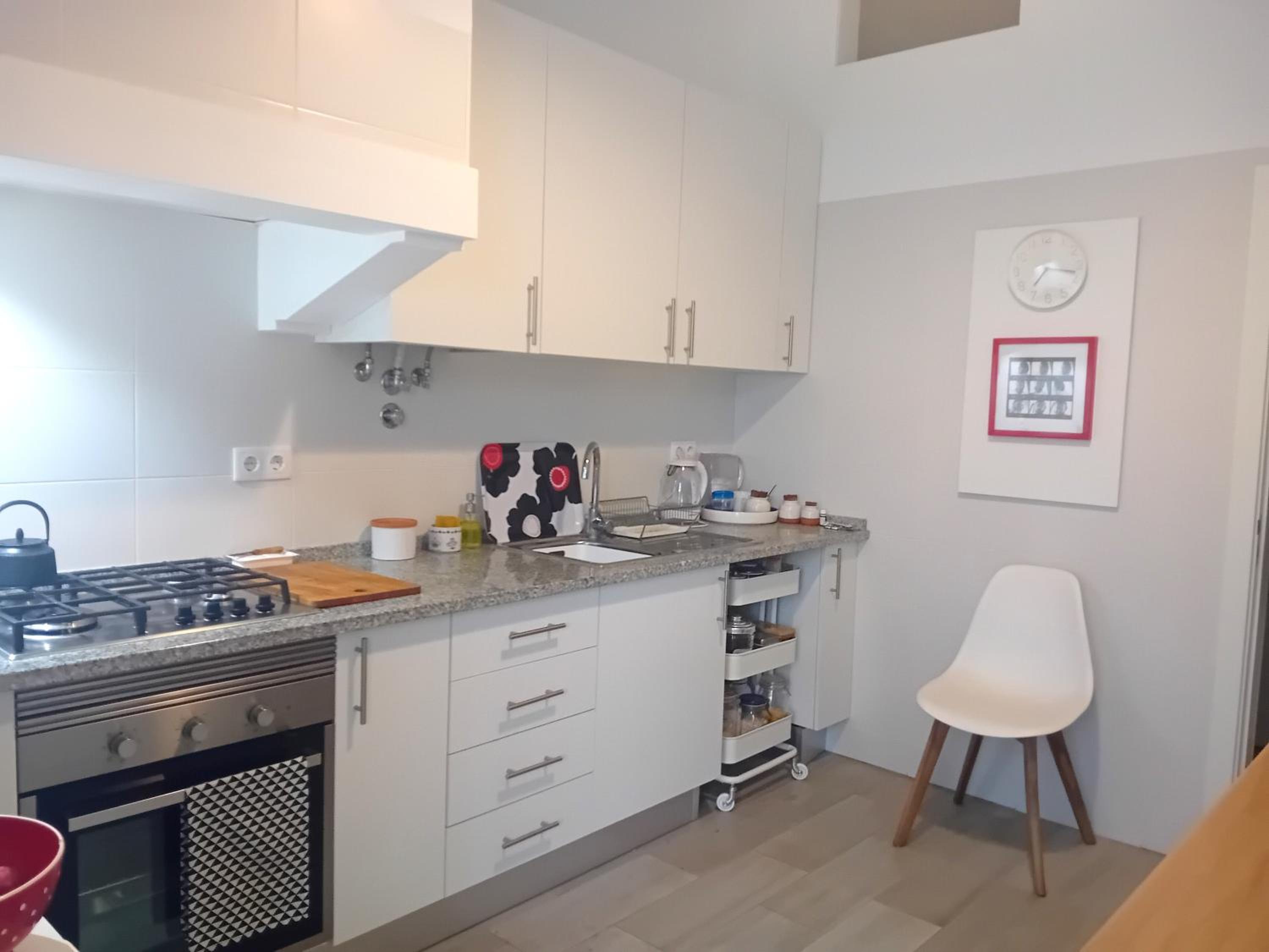 Cozy & Comfortable Room in central Lisbon view 2