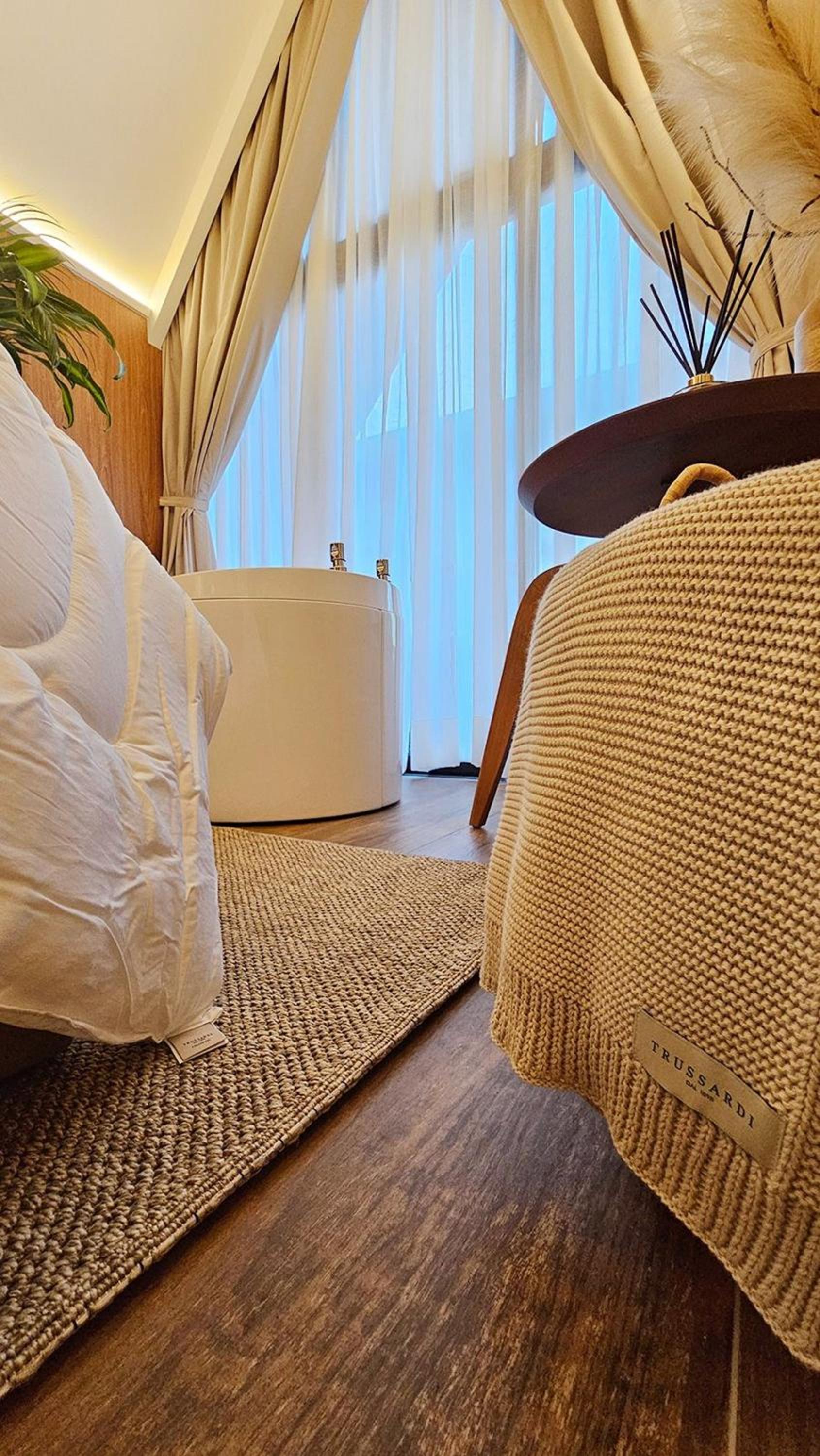 Urban Cabin One - Luxury Cabins