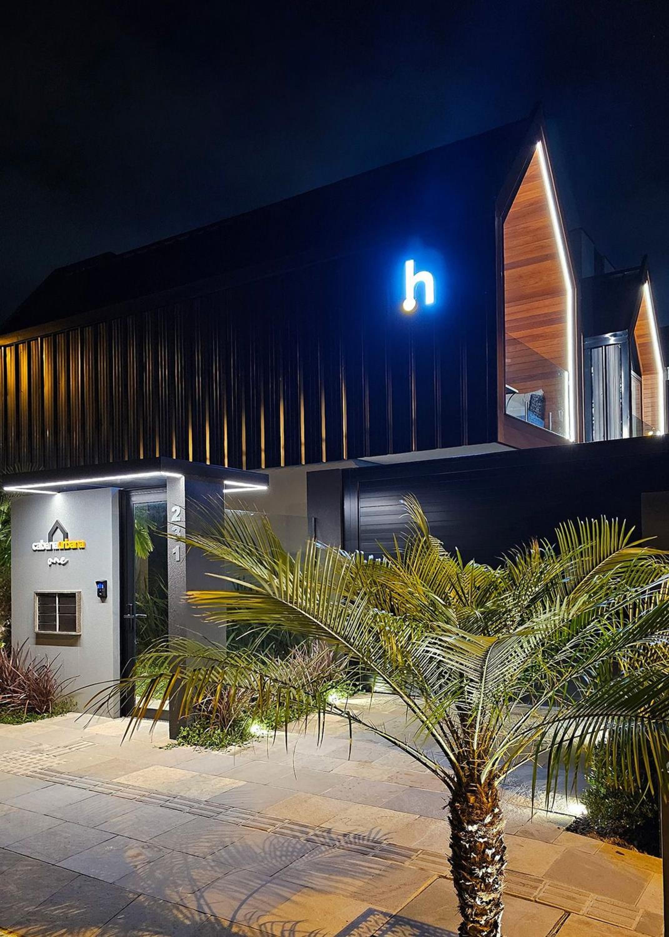 Urban Cabin One - Luxury Cabins