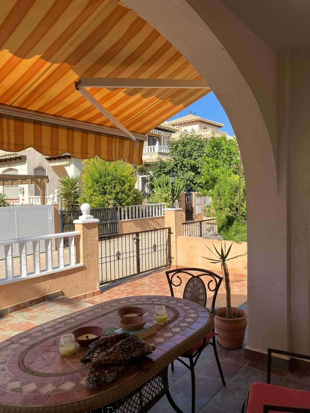 Casa Shea luxury Villa with Shared Pool in Lomas De Cabo Roig view 2