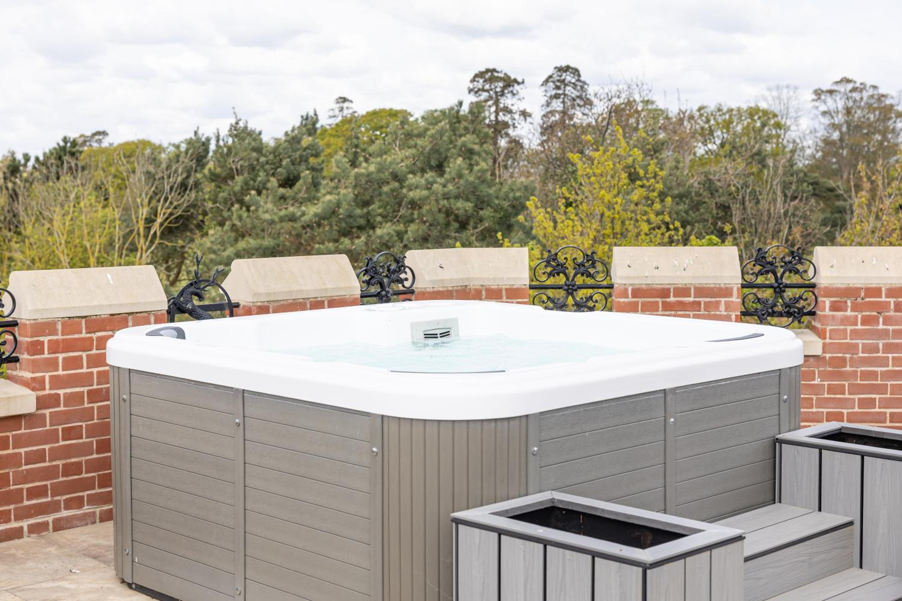 South Lodge, St Osyth Priory view 5