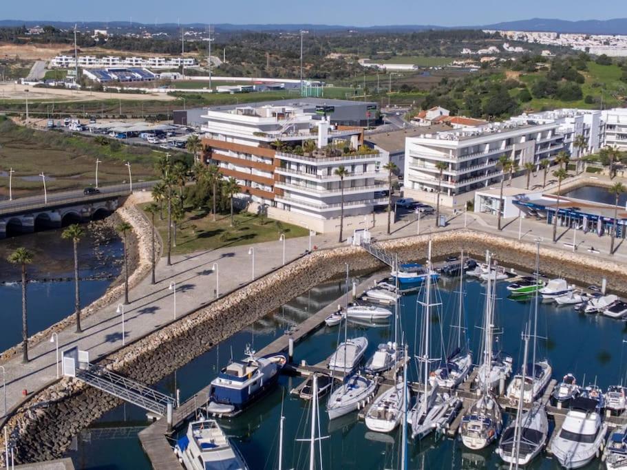 Marina Serenity Apartment by Lisbeyond view 5