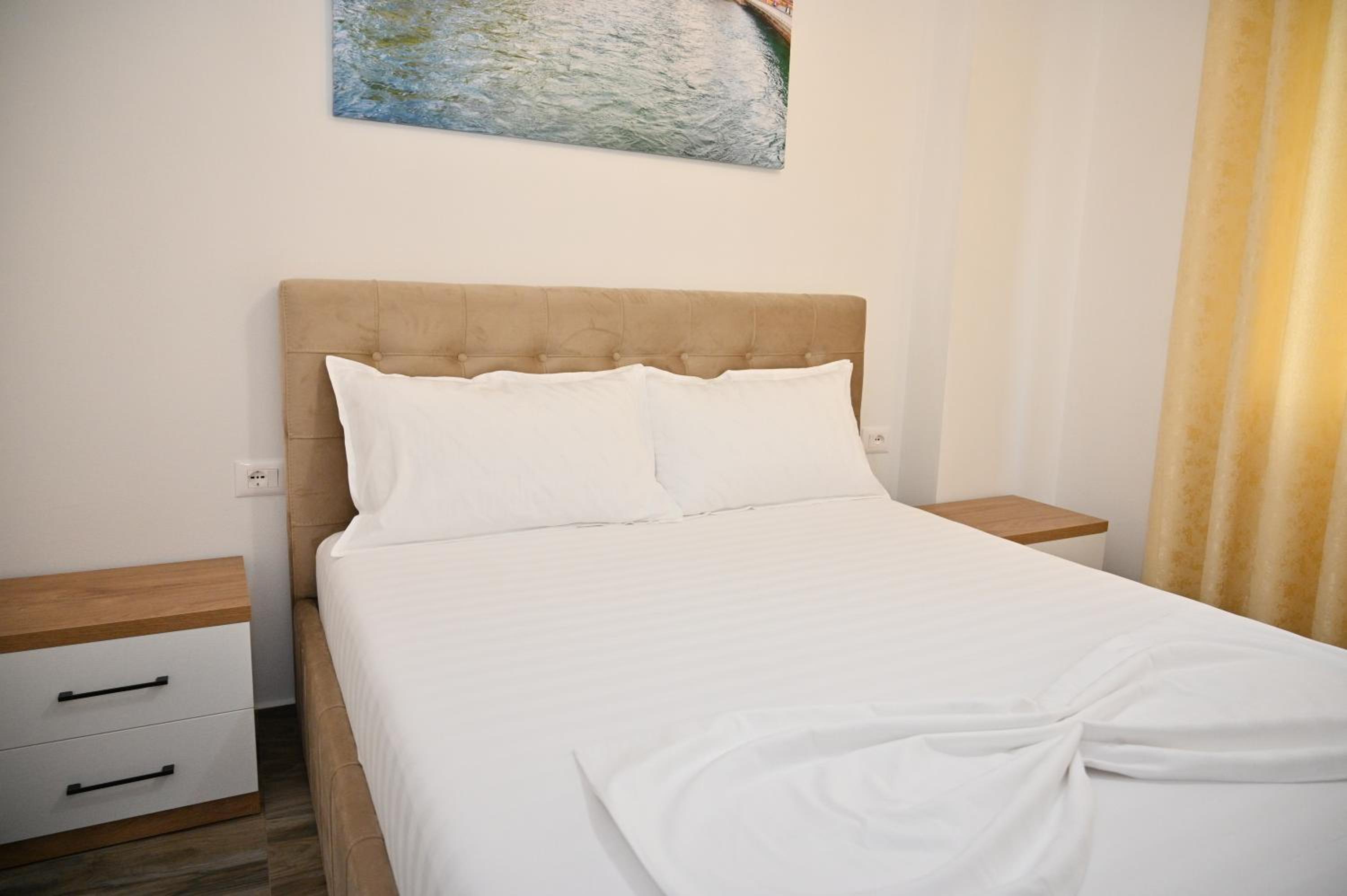 Elite Apartments