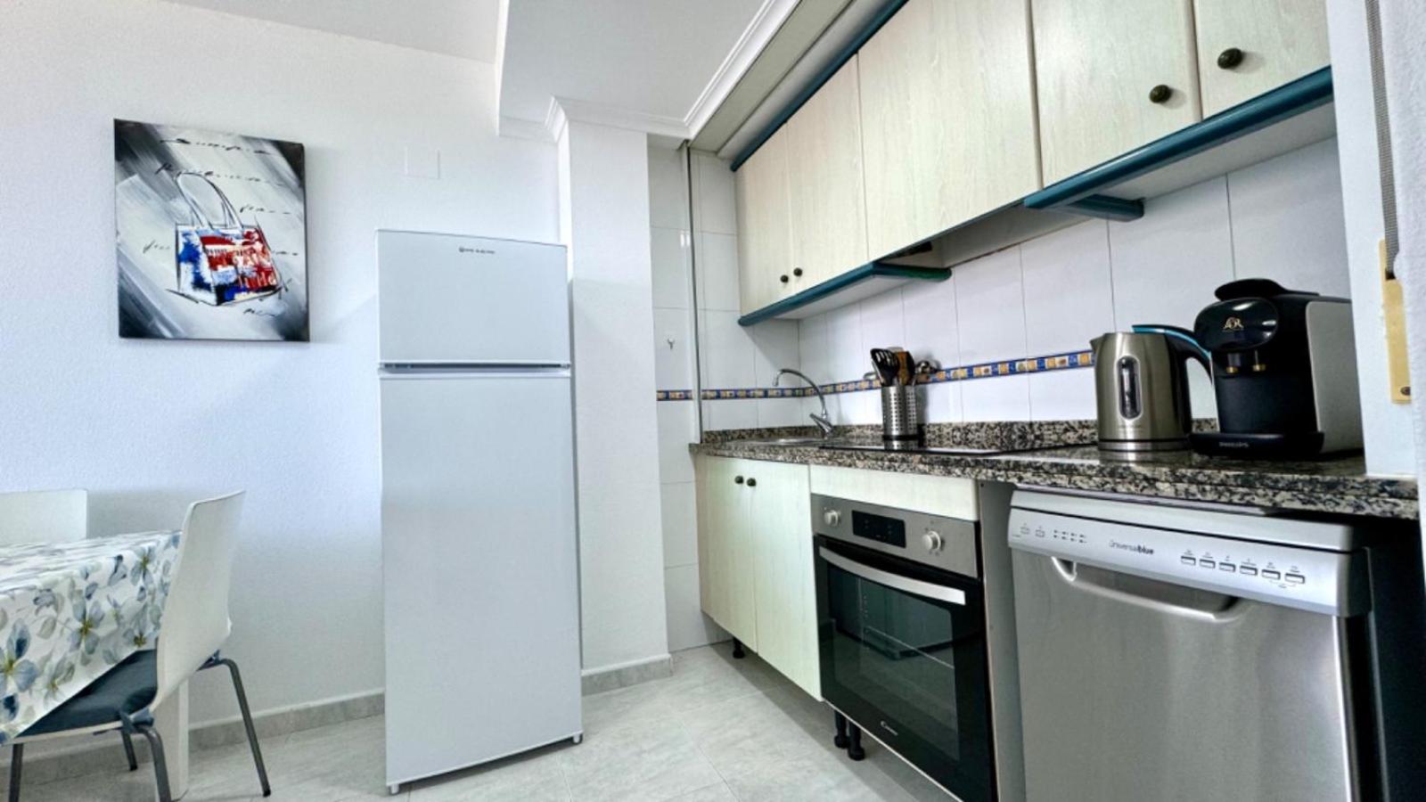 BEST LOCATION Apartamento en la mejor ubicación de Calp con parking