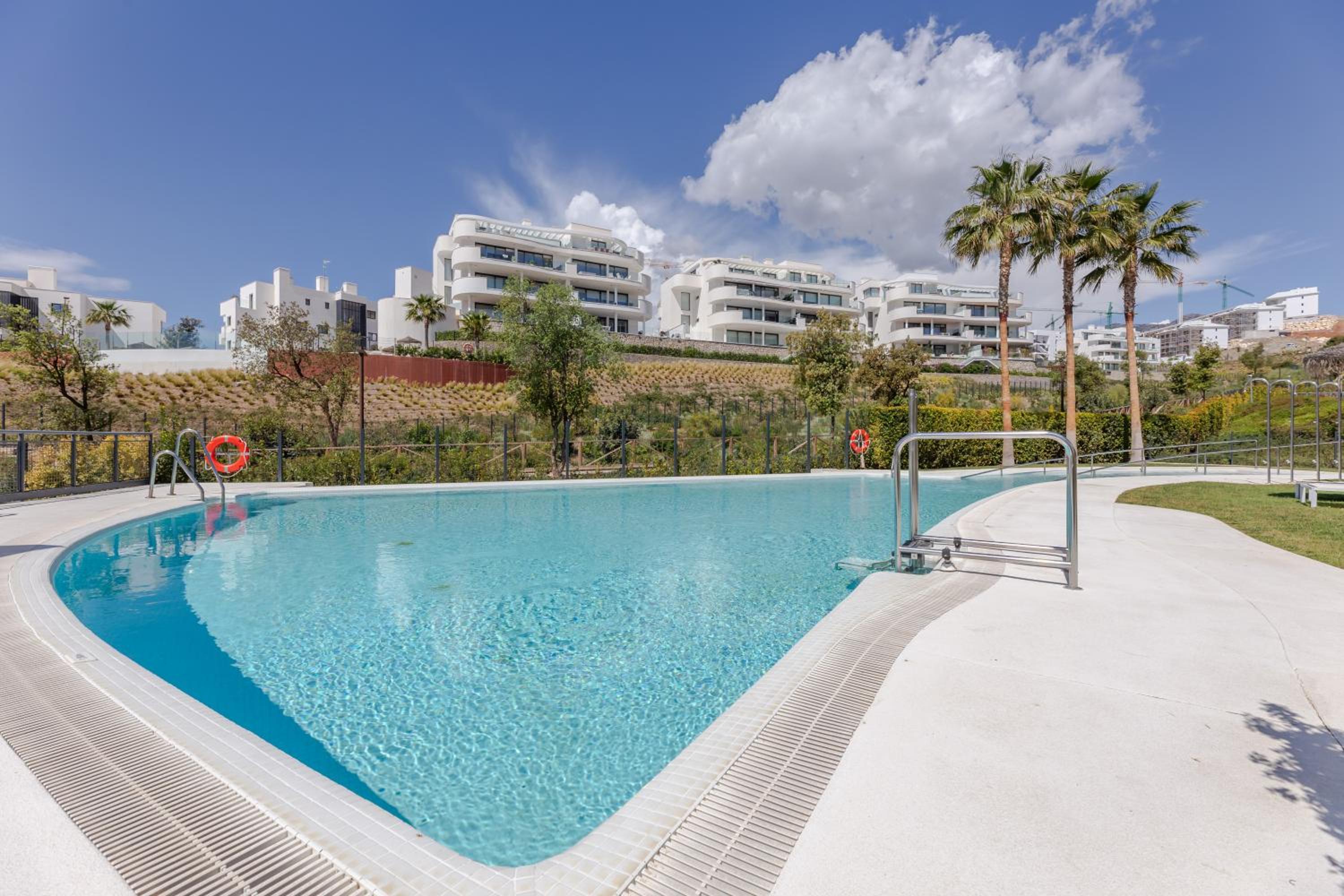 Modern apartment Pedro, Higueron reserve