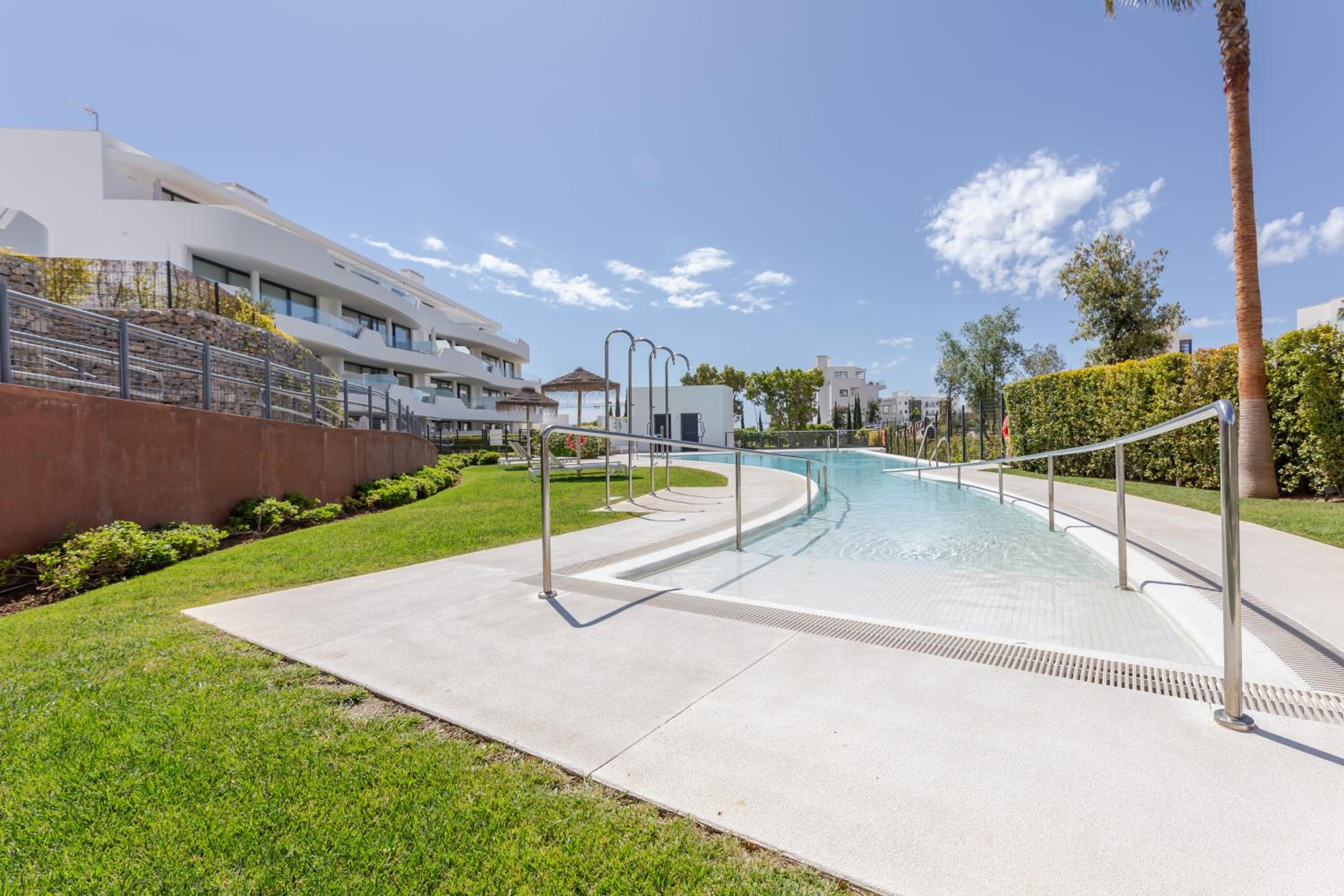 Modern apartment Pedro, Higueron reserve