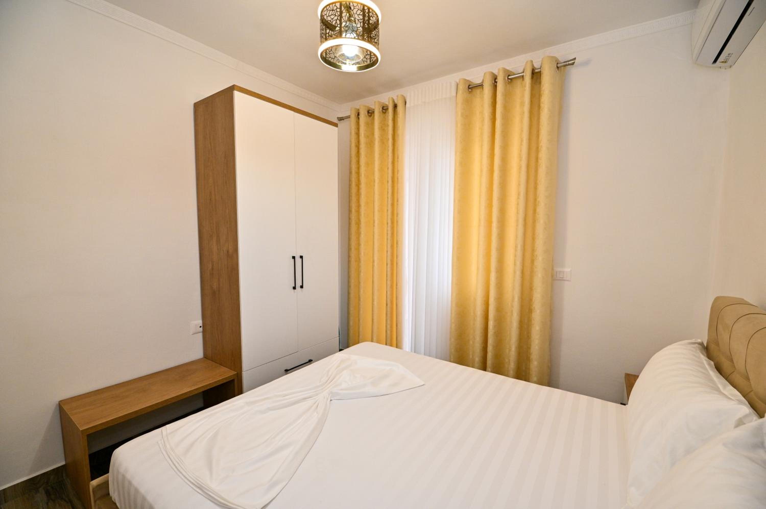 Elite Apartments