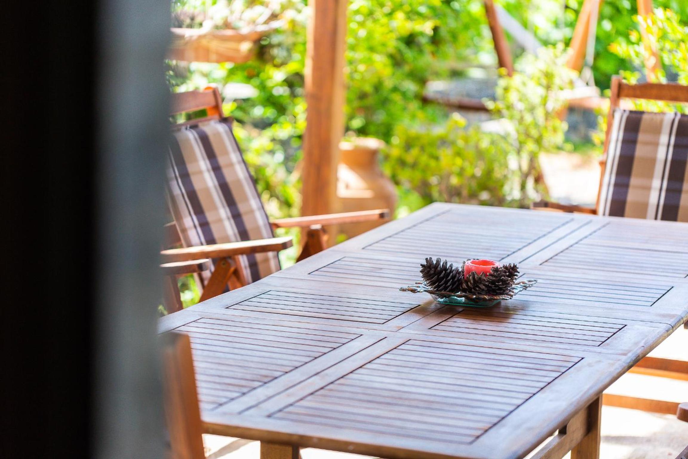 Villa Eleftheria: 5 bedroom villa with Pool & Jacuzzi in Panormo! view 3