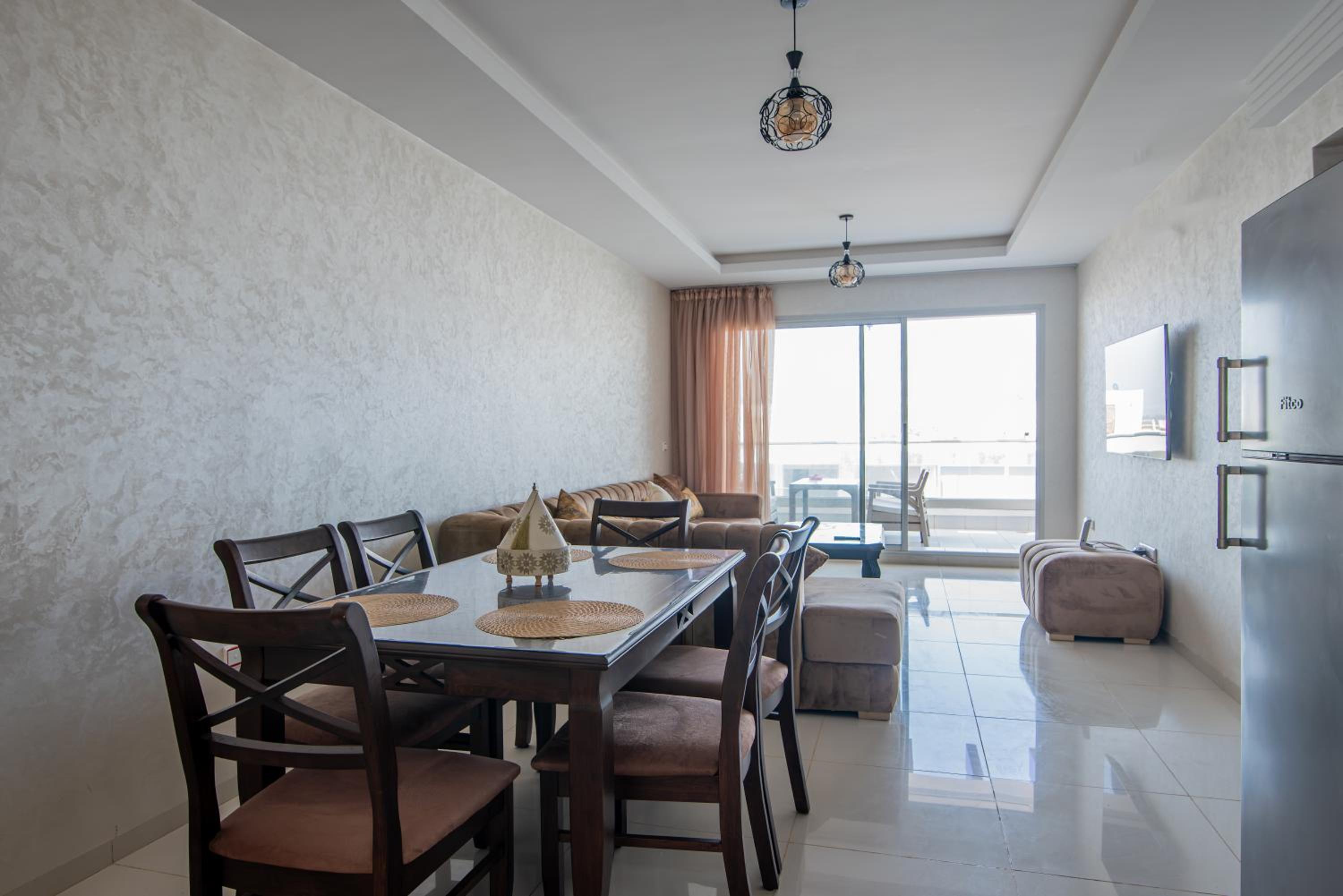 Appartement pied dans l’eau avec piscine view 5