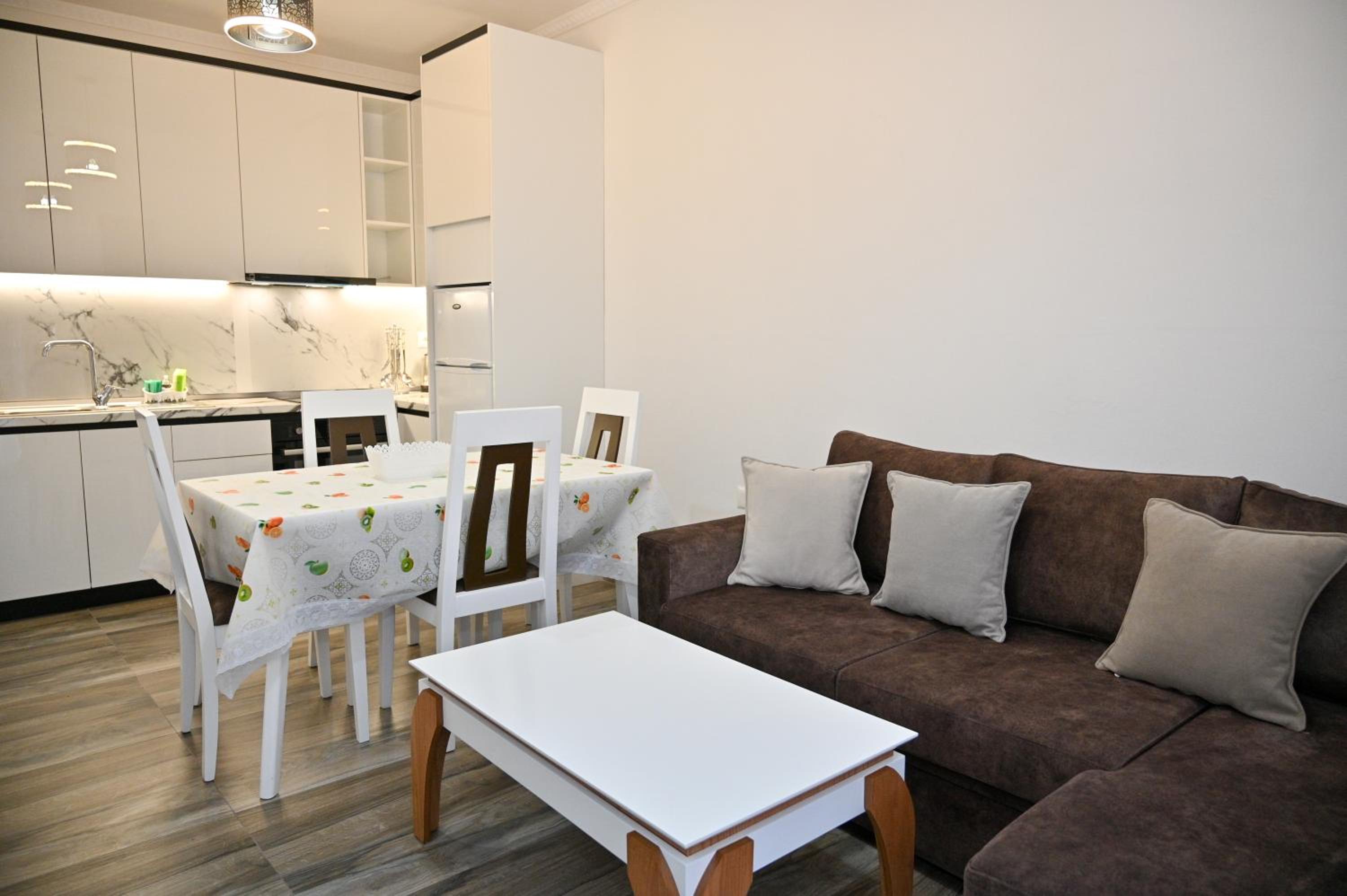 Elite Apartments