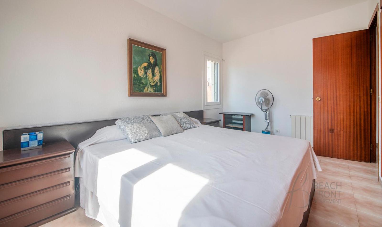 R153 - Espaciosa Villa con Piscina Privada en Coma view 4