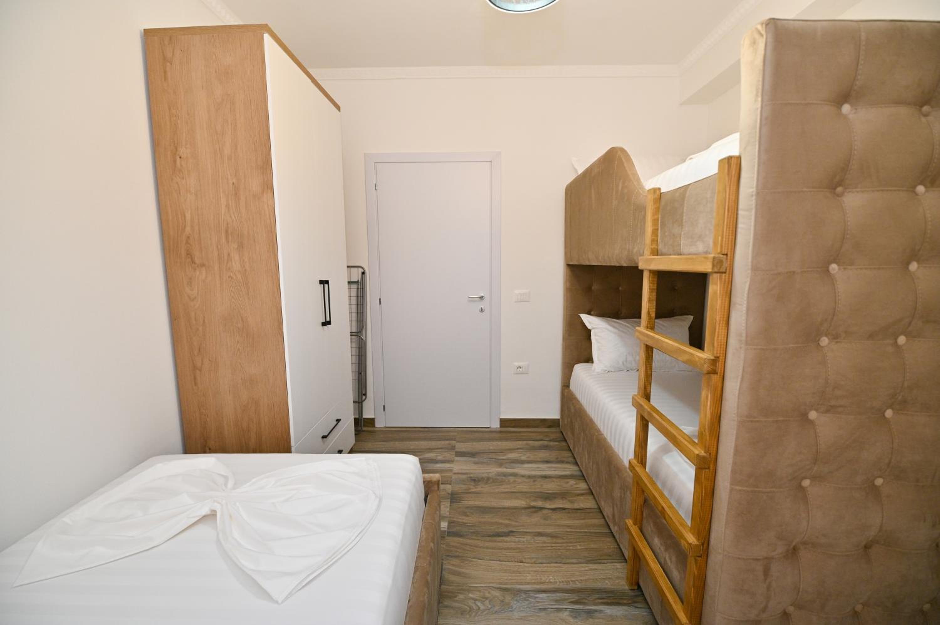 Elite Apartments